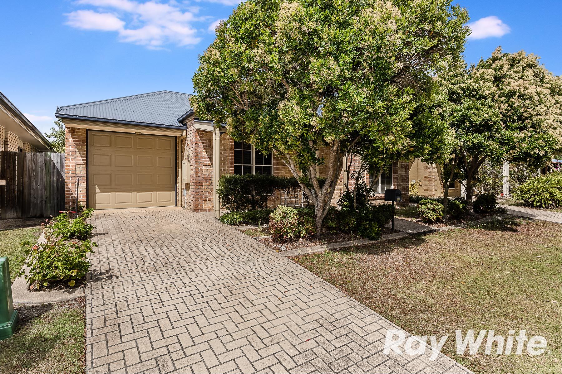24 Alexandra Avenue, North Lakes QLD 4509