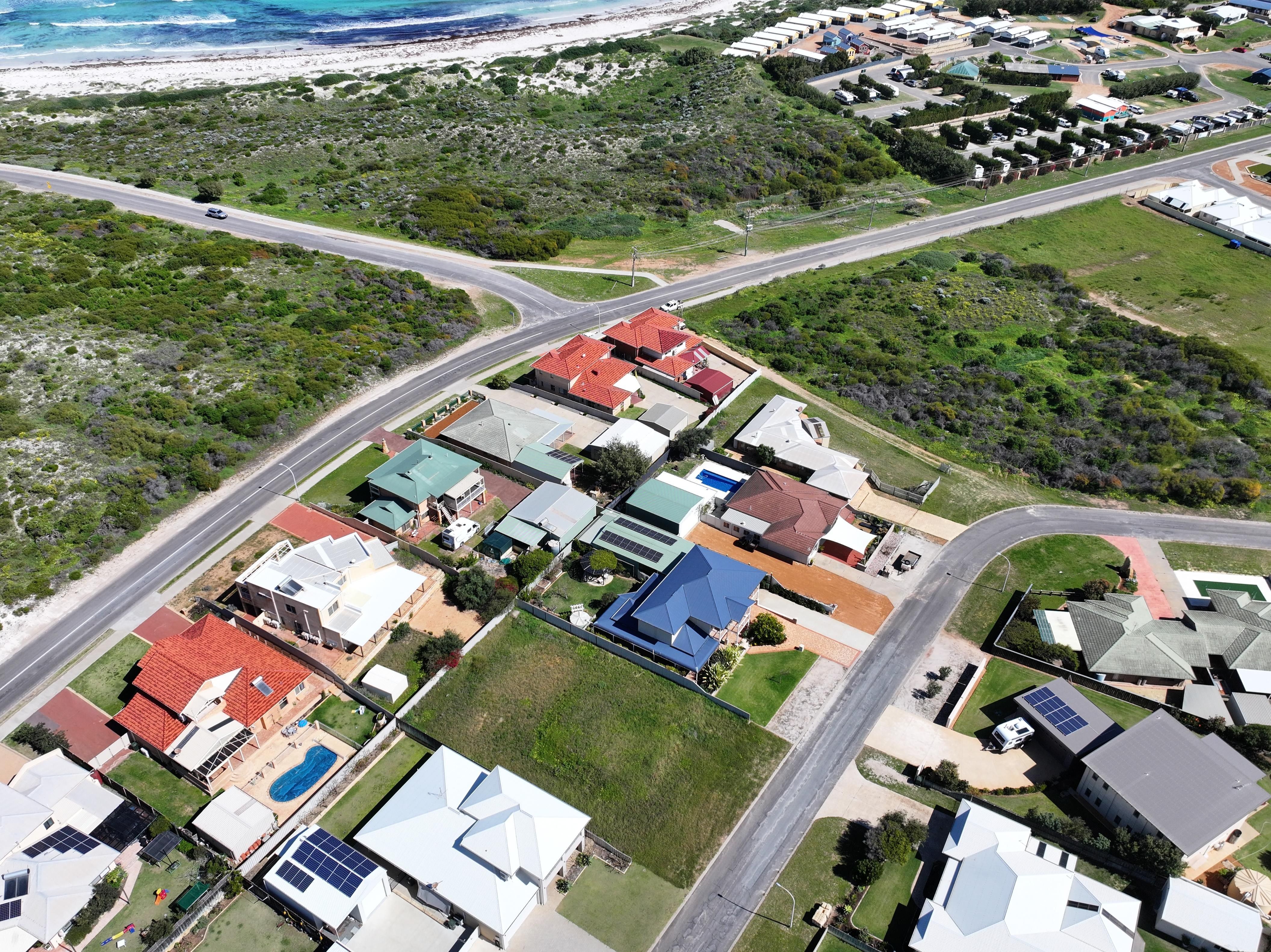 6 Seaview Court — photo 3 of 6