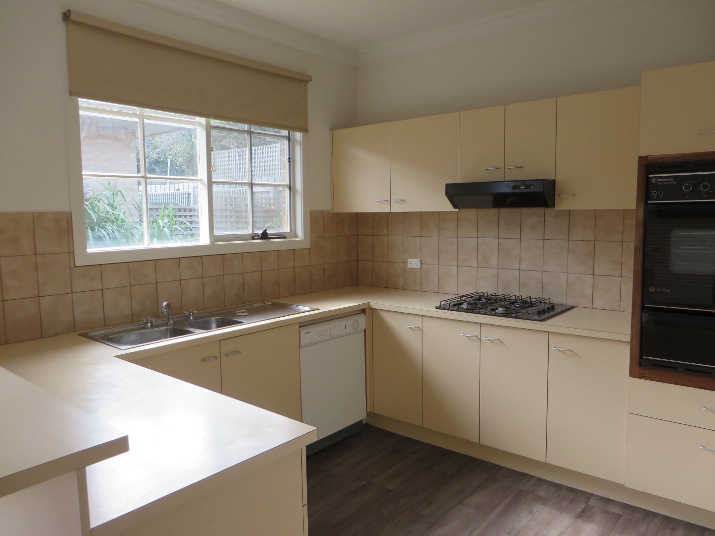 8/1-3 Thomas Street, Hampton, VIC 3188