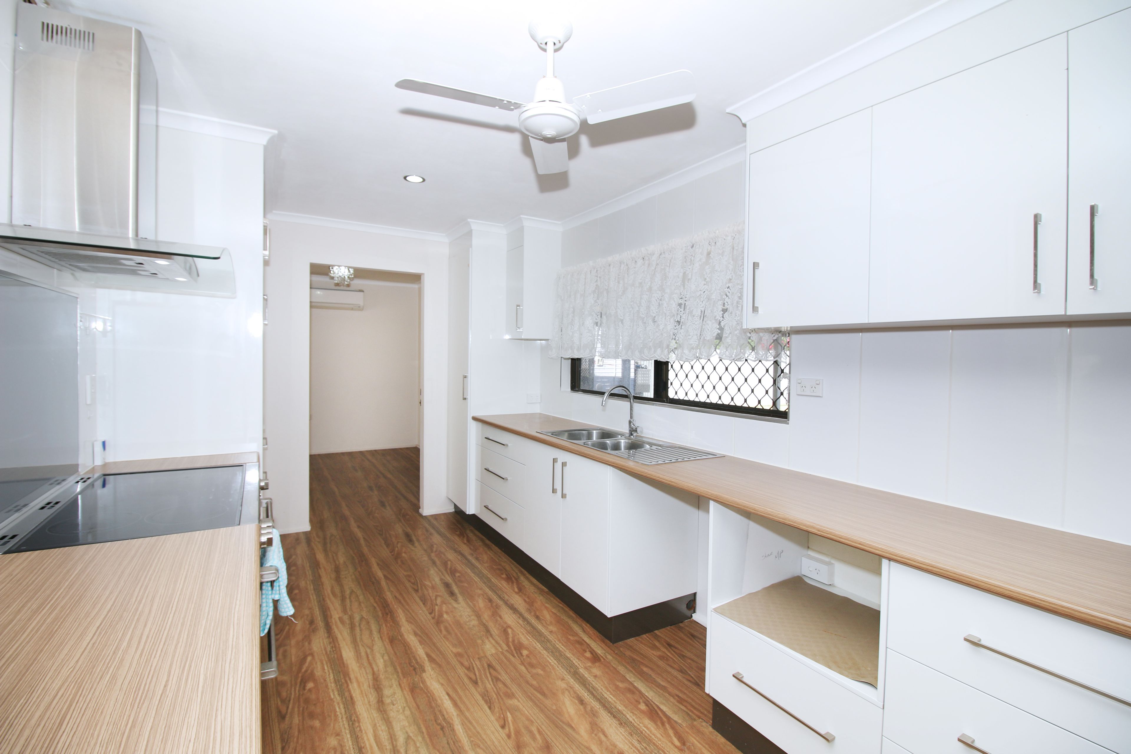 57 Whitsunday Drive, Kirwan, QLD 4817