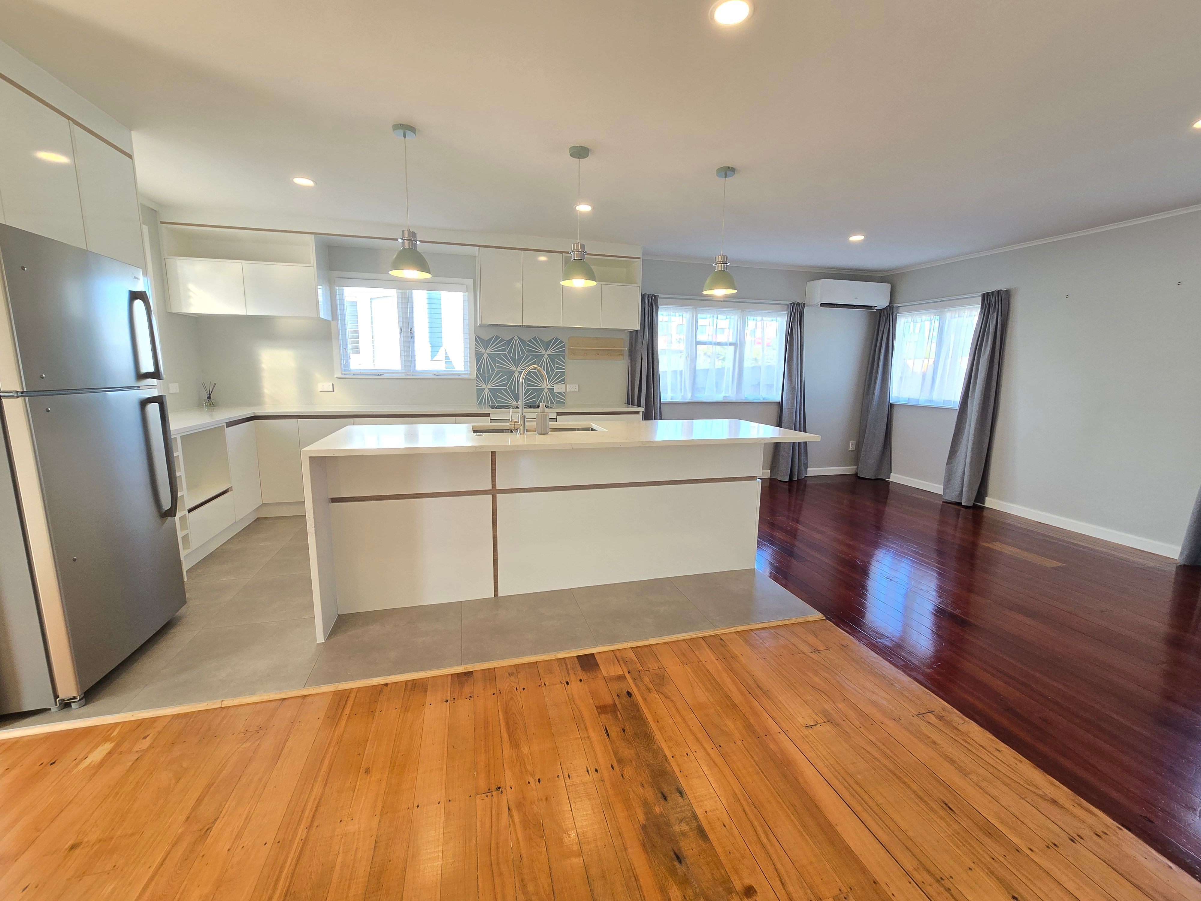 4031A Great North Road, Kelston, Waitakere City