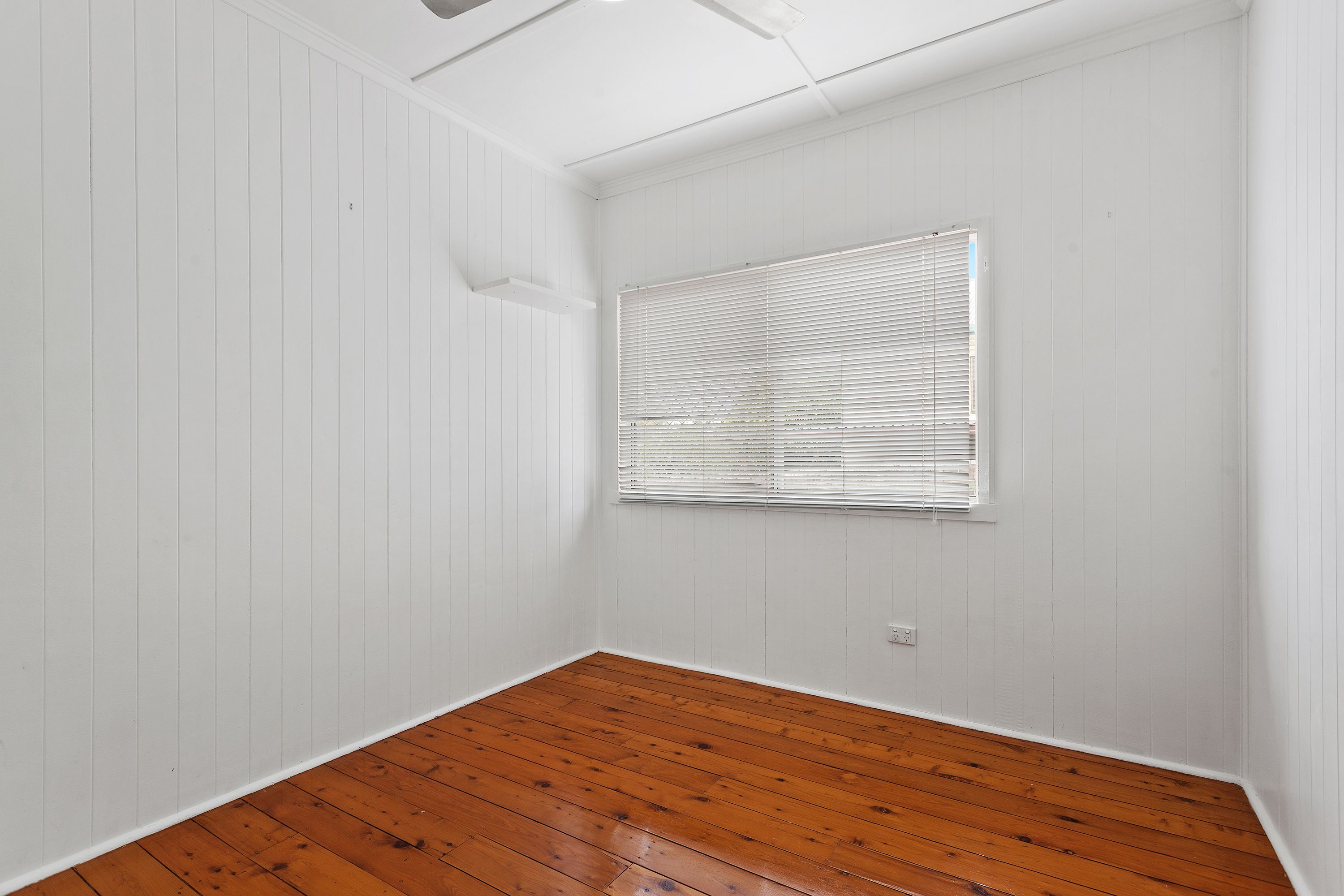35 Searle Street — photo 12 of 16