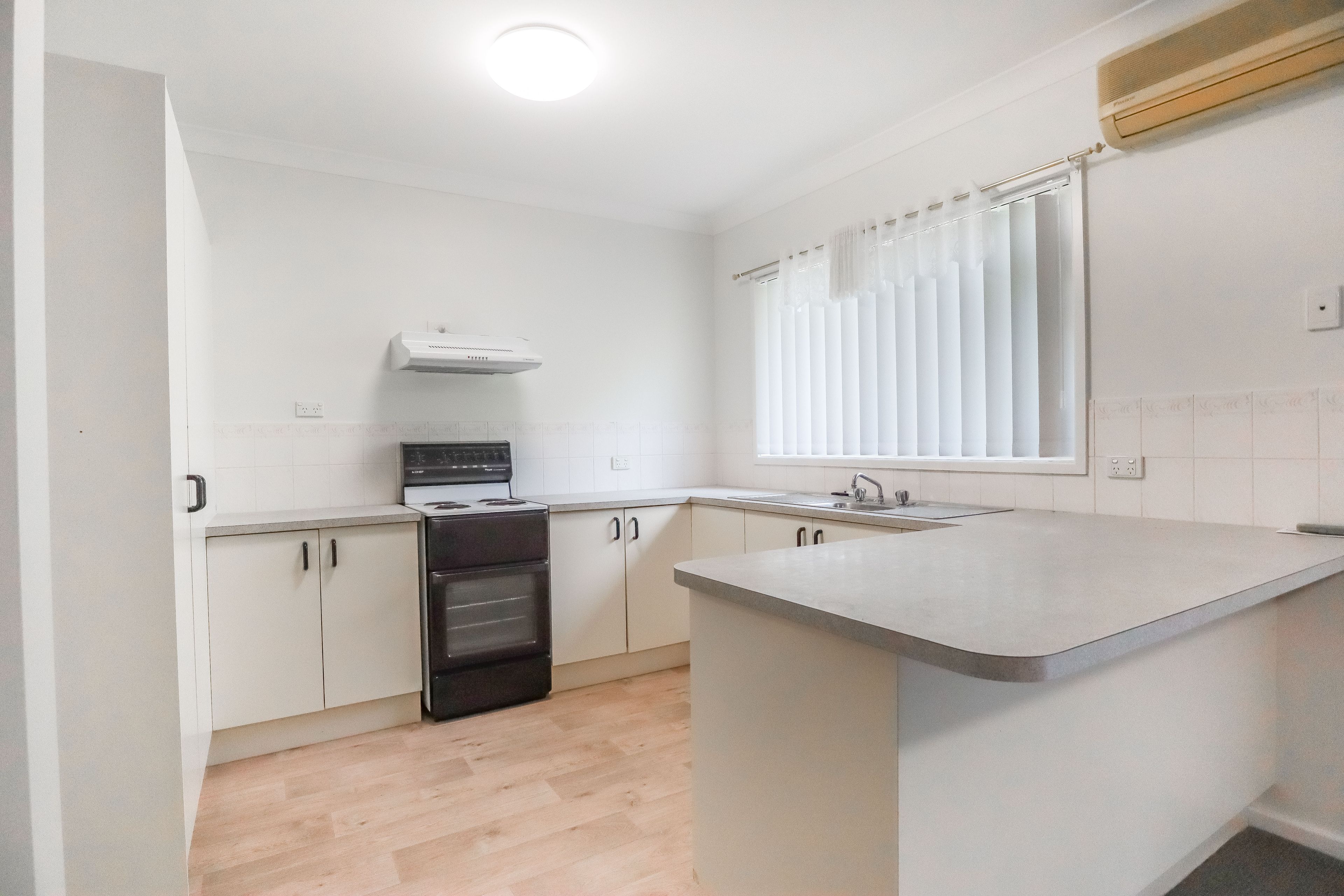 1/9 Herd Street, Mount Hutton, NSW 2290
