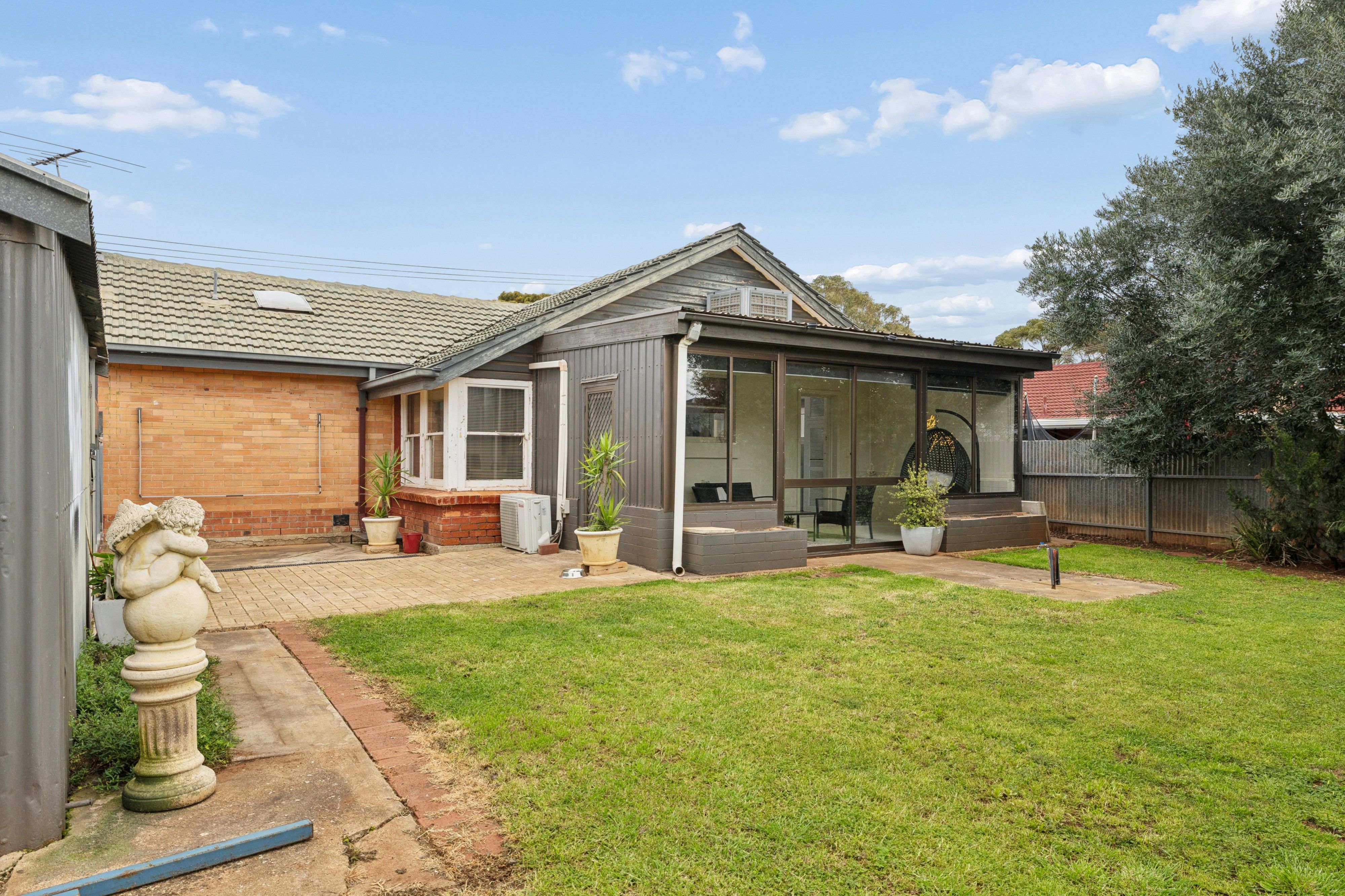 32 Winsham Street — photo 25 of 30