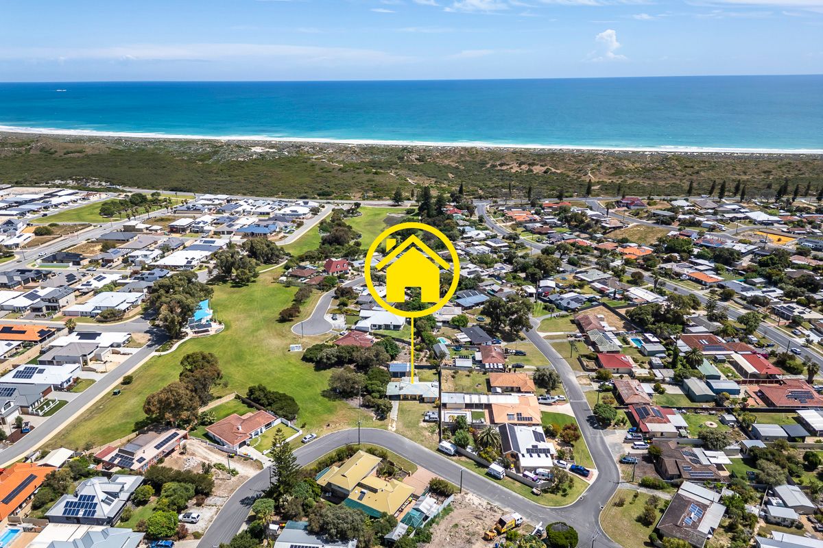 18 Leichhardt Drive, Two Rocks WA 6037
