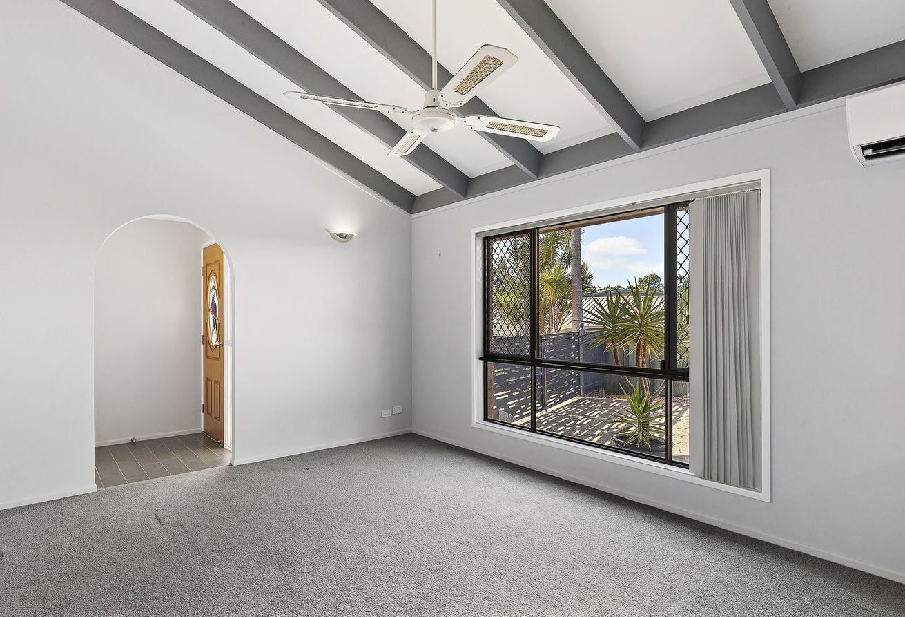 21 Minstrel Street, Kallangur, QLD 4503