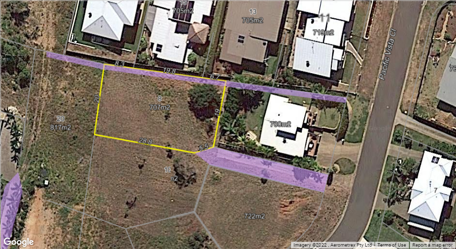 8 Pacific Vista Close, Pacific Heights, QLD 4703