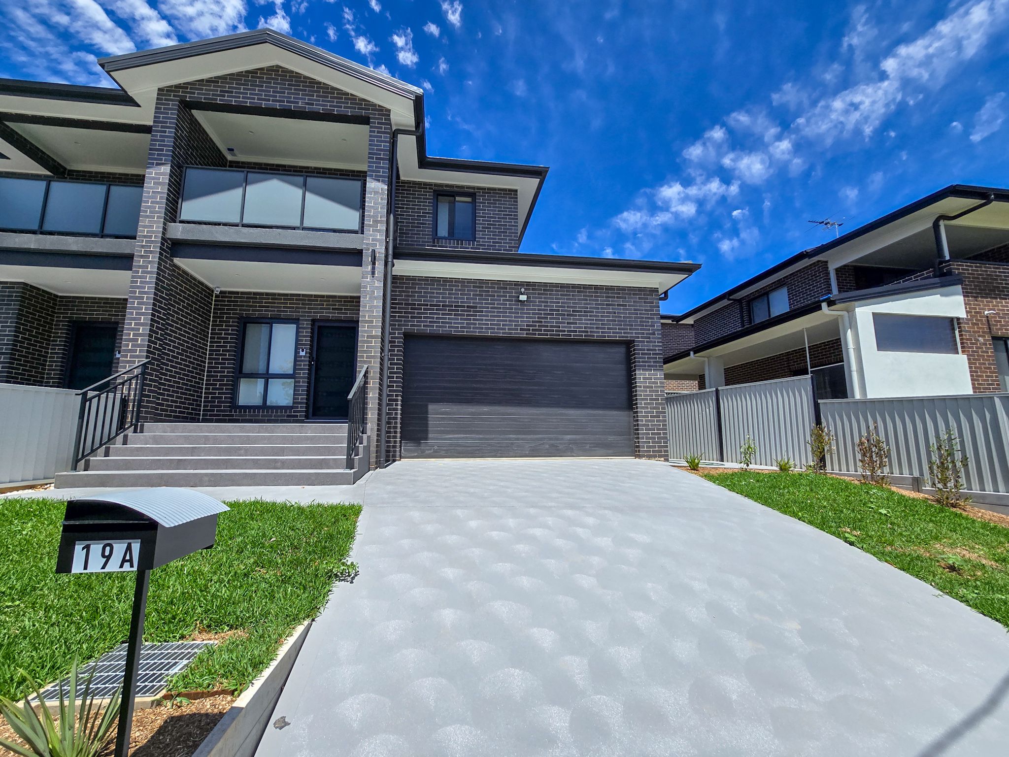 19a Farnsworth Avenue, Campbelltown, NSW 2560