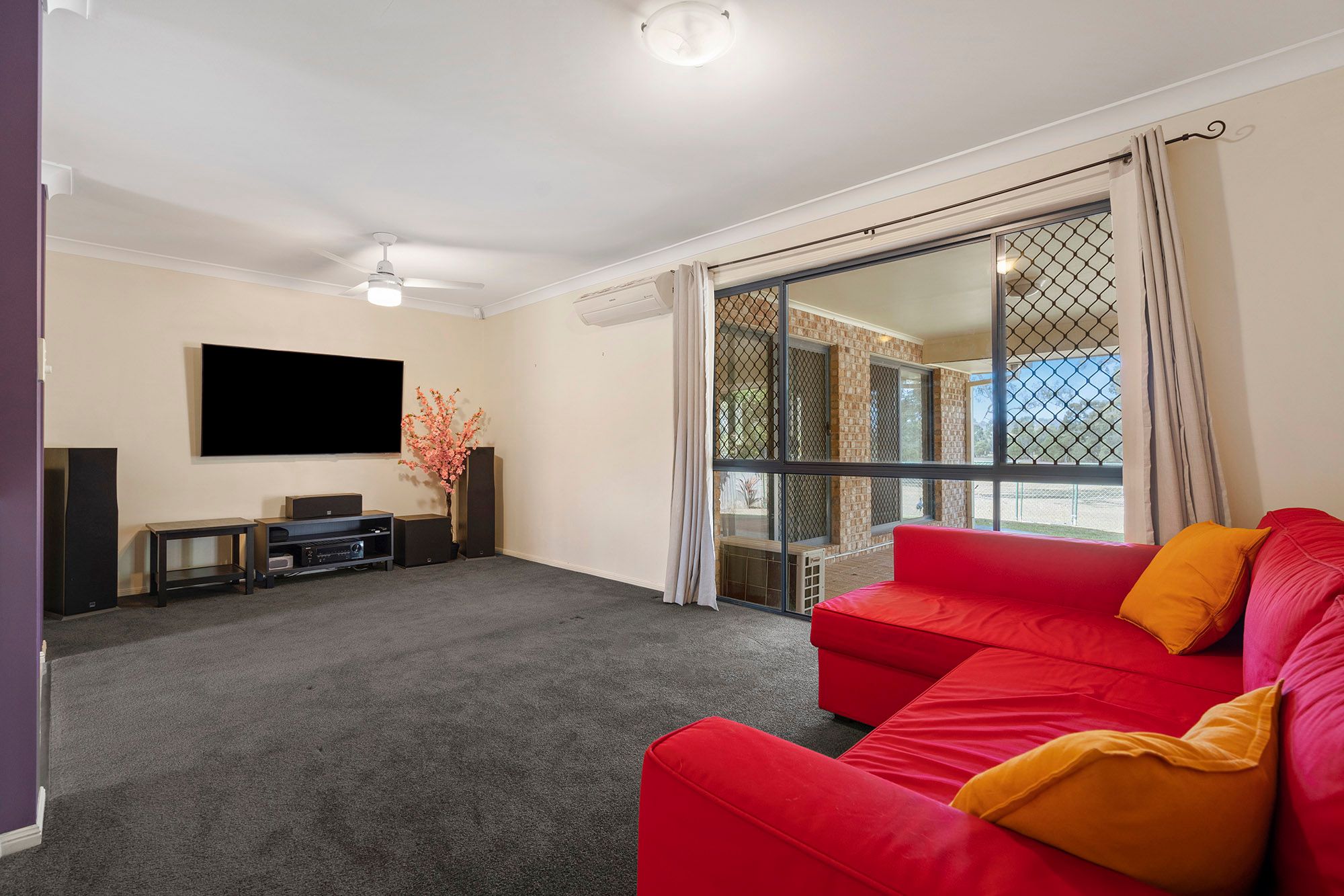 17 Fairway Drive, Meadowbrook, QLD 4131