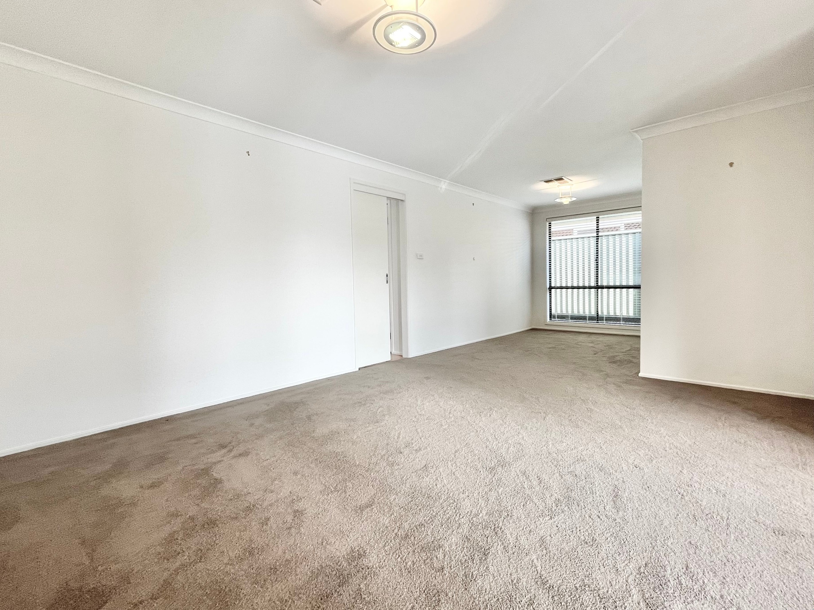 22 Pinehurst Avenue, Glenmore Park, NSW 2745