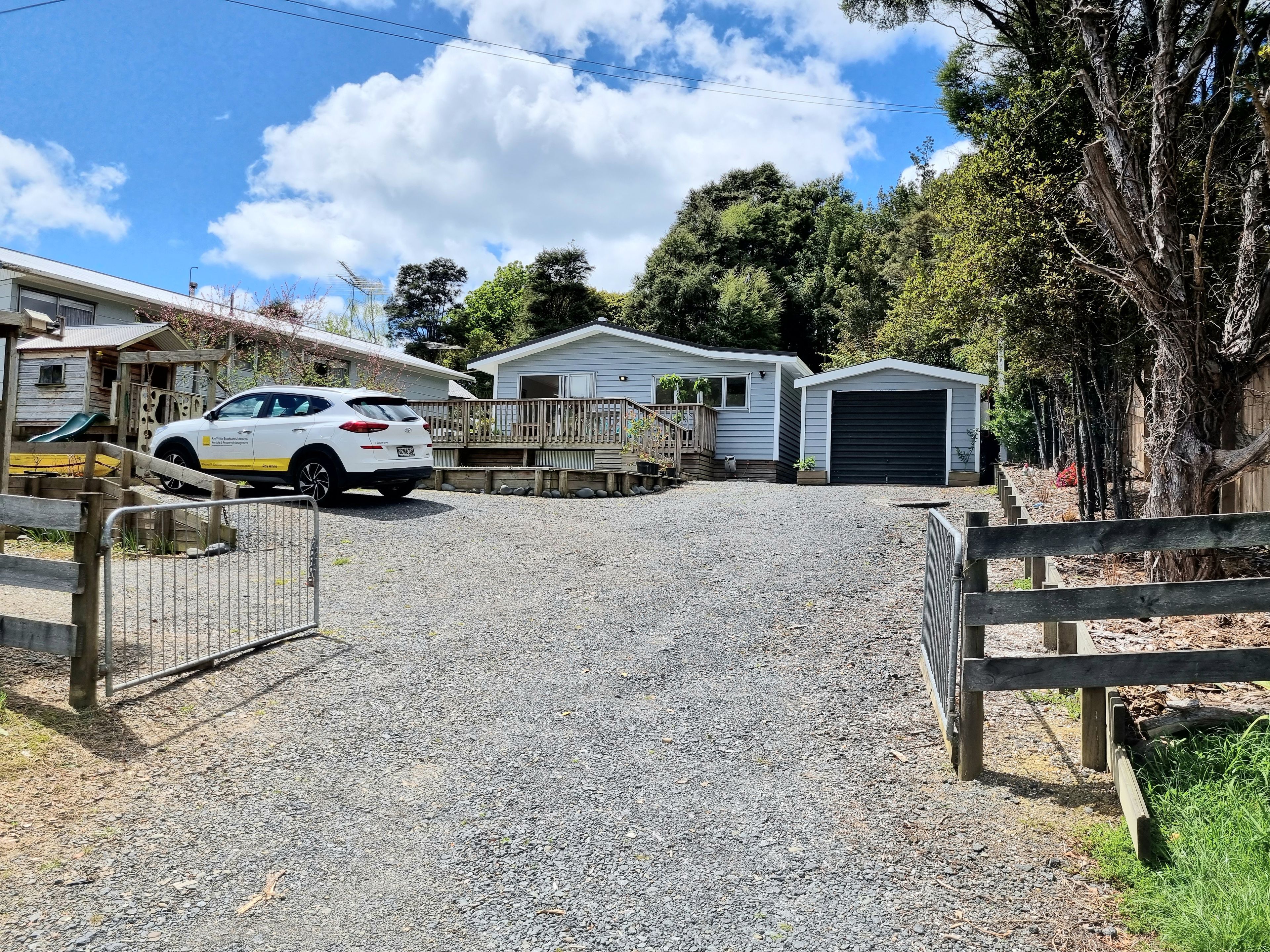 Kawakawa Bay, Manukau City