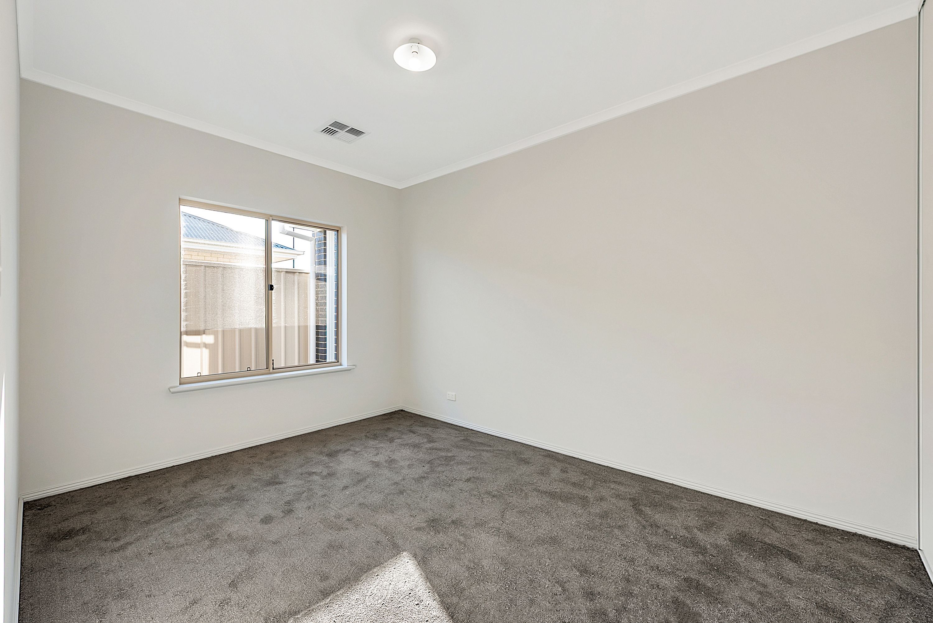 43 Riverview Drive — photo 10 of 13