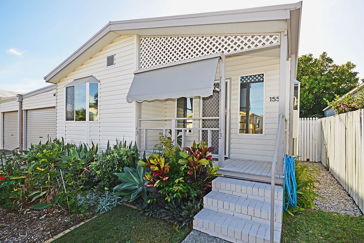 67 Winders Place, Banora Point NSW 2486