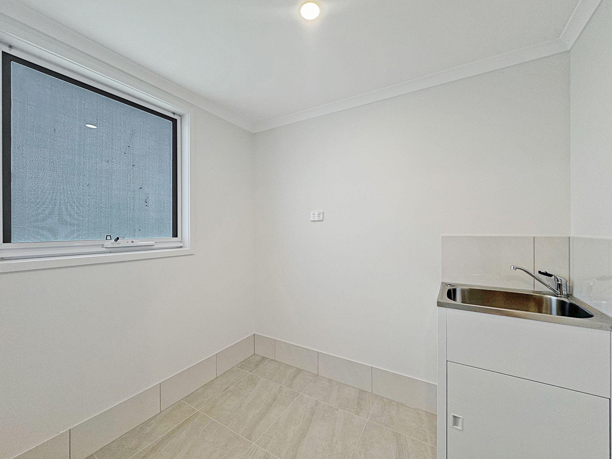 73B Wilson Street — photo 13 of 14