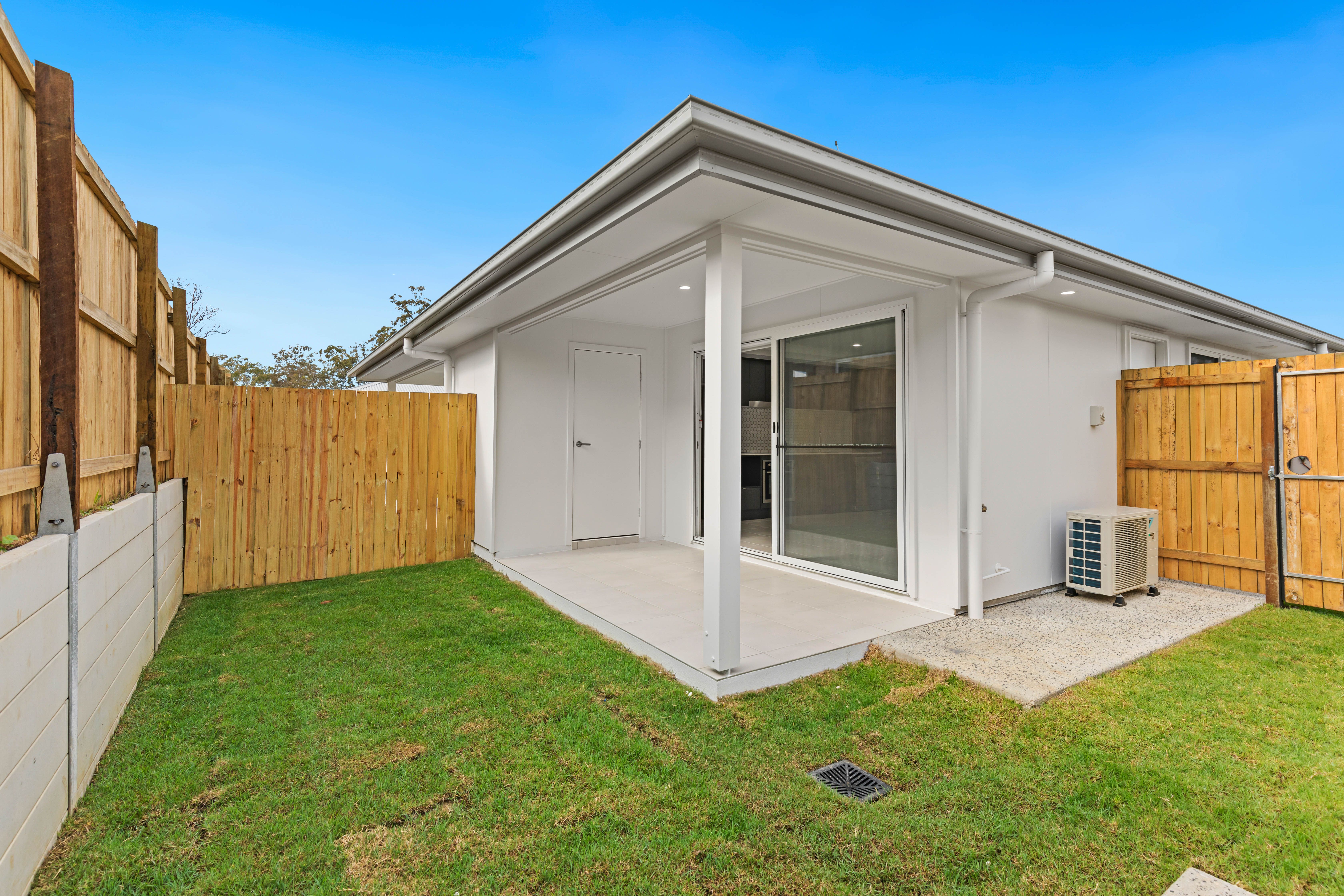 2/72 Pierro Place — photo 2 of 6
