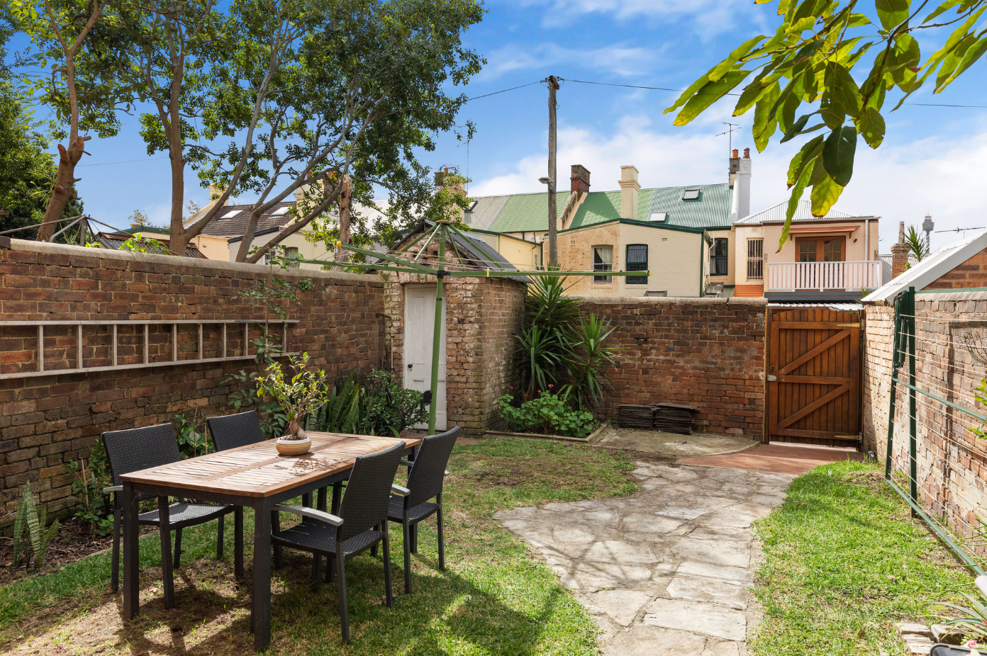 2/283 Glebe Point Road — photo 3 of 5