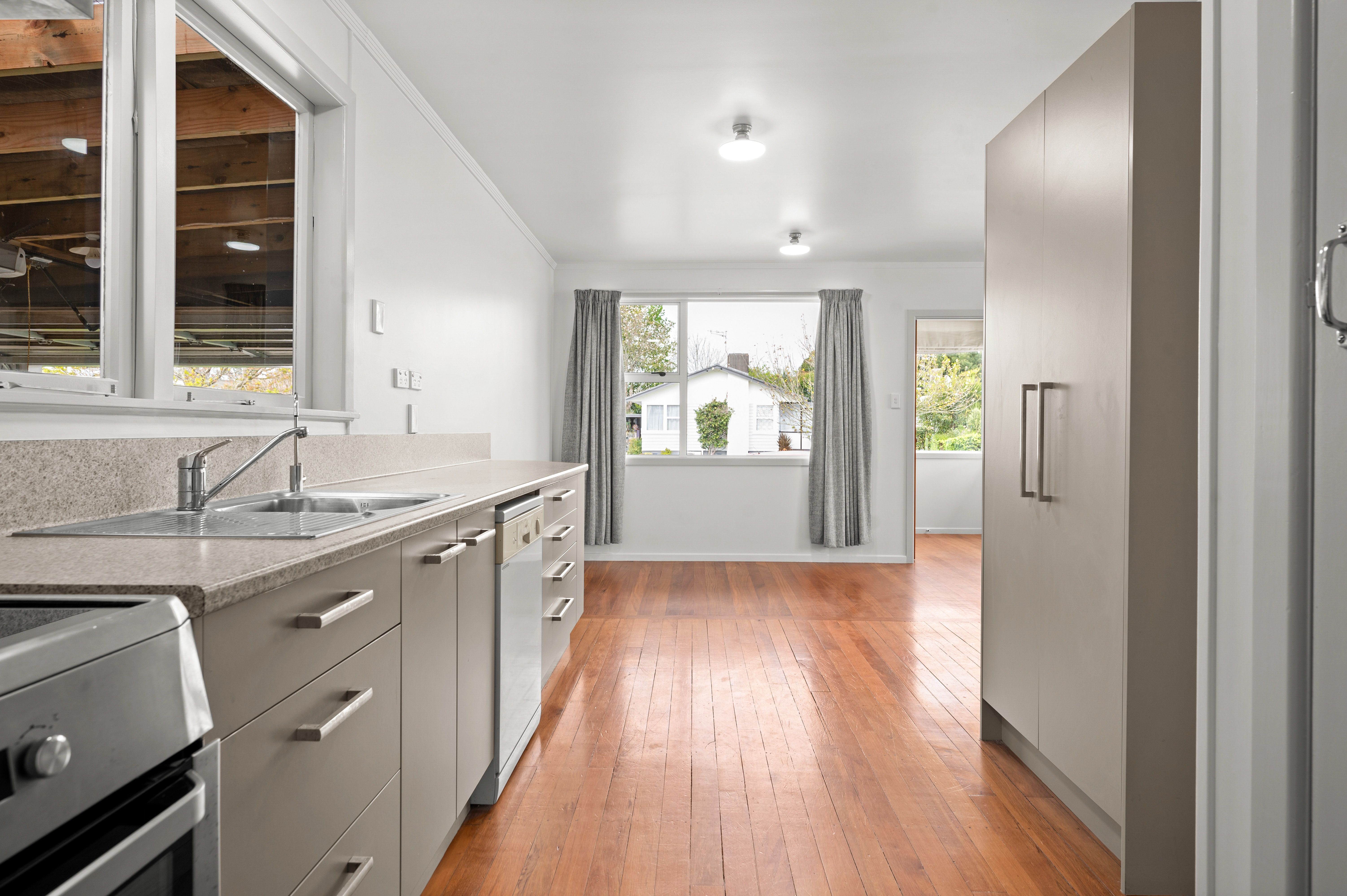 6 Forth Crescent, Glenview, Hamilton City