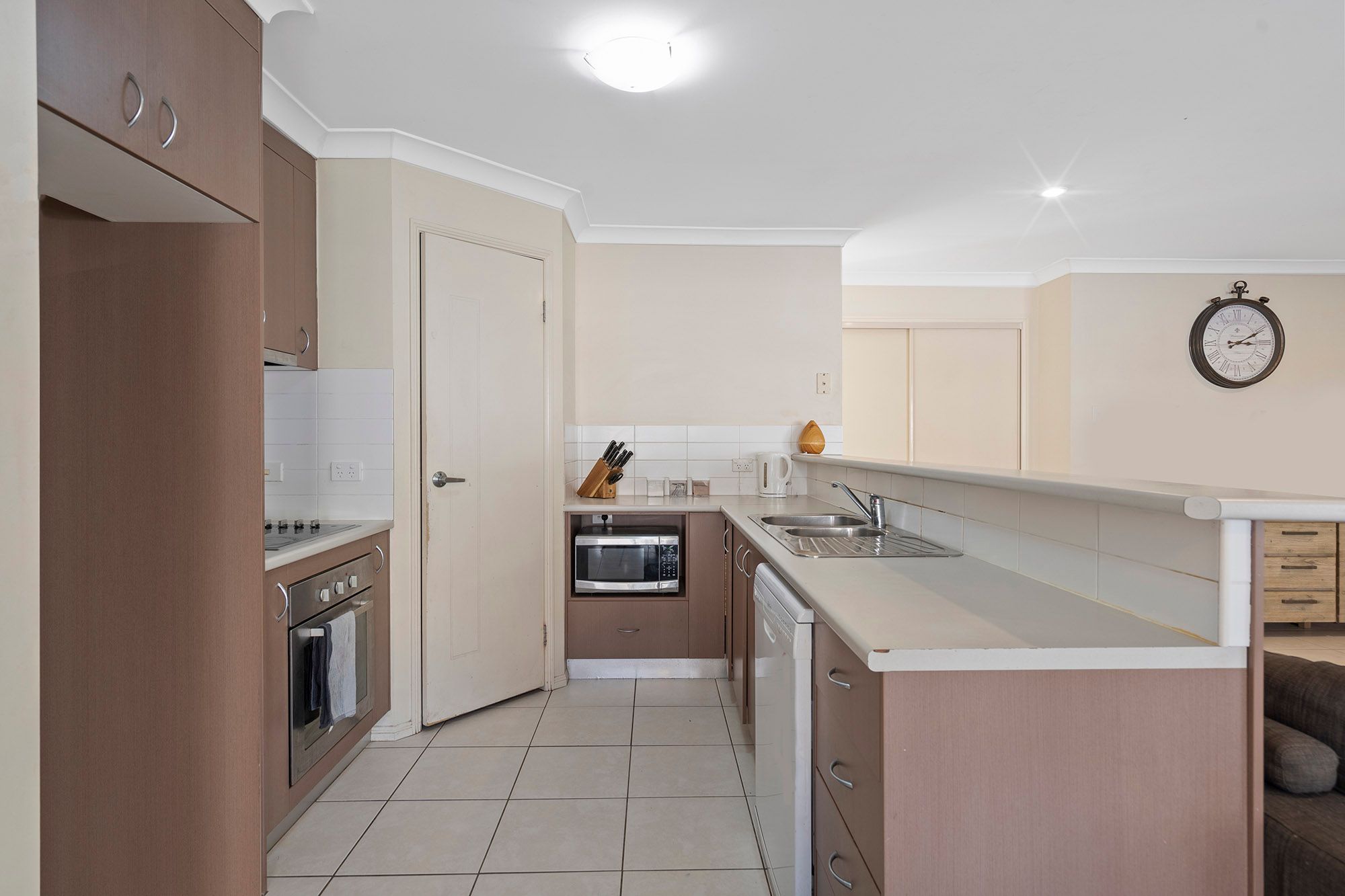 26 Spruce Street, Loganlea, QLD 4131