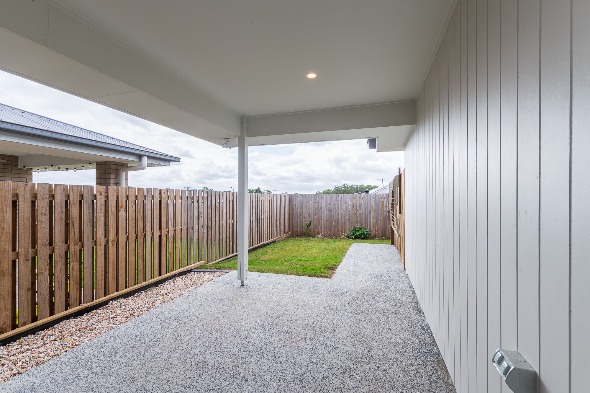 2/21 Heath Terrace, Park Ridge, QLD 4125