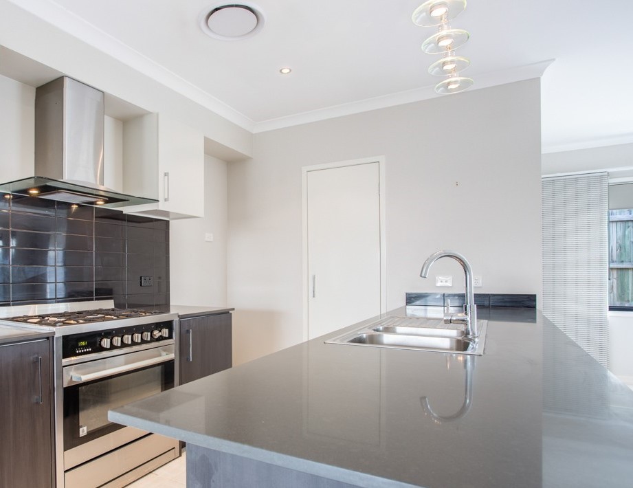 115 Cowen Terrace, North Lakes, QLD 4509