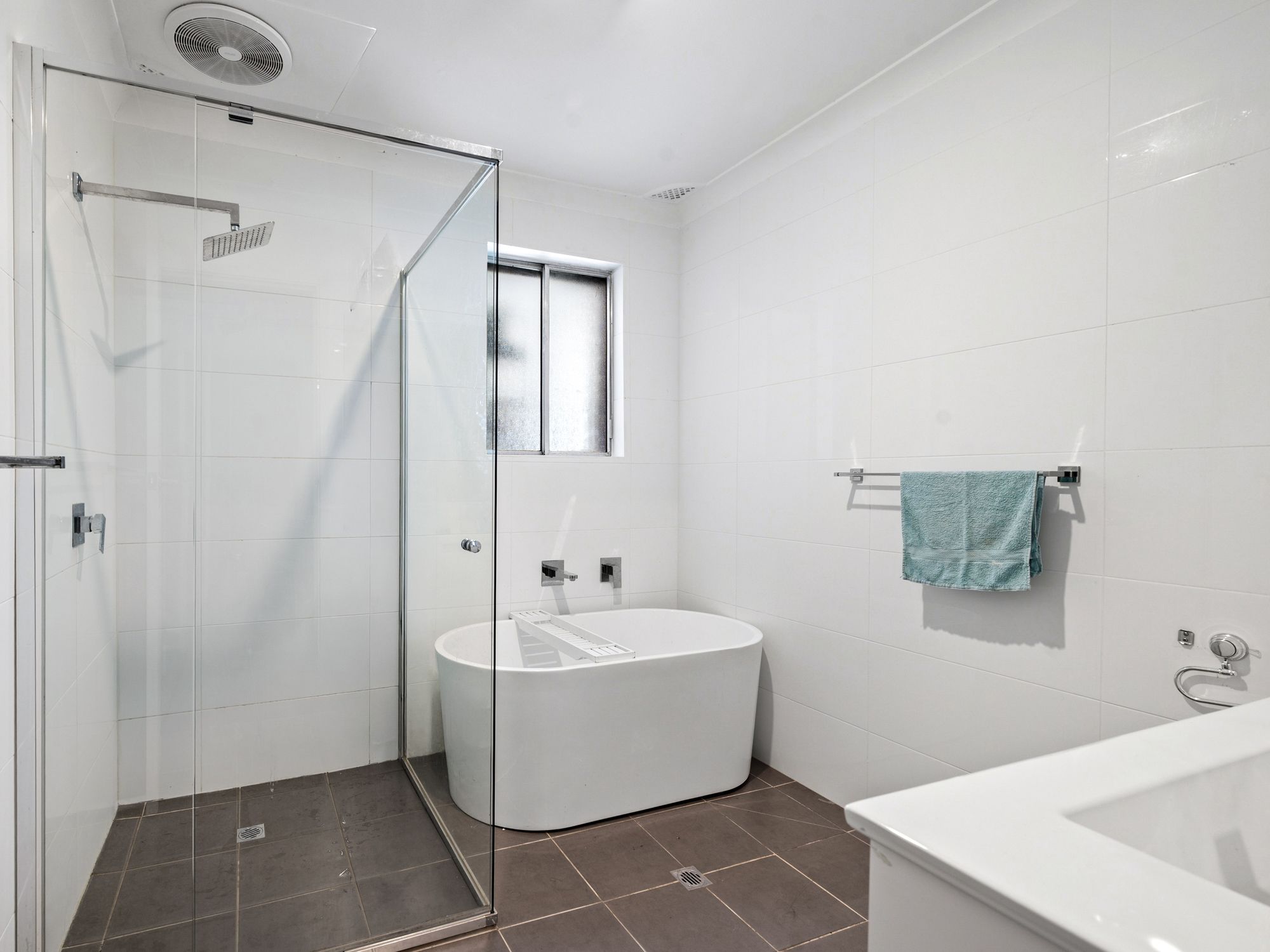 57 Newham Drive, Cambridge Gardens, NSW