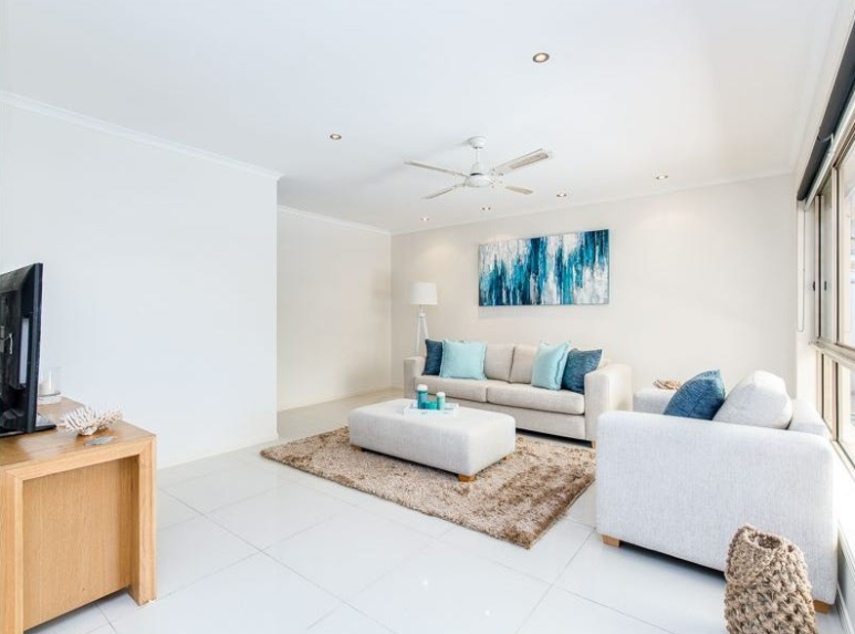 5 Nuthatch Street, Burleigh Waters, QLD 4220