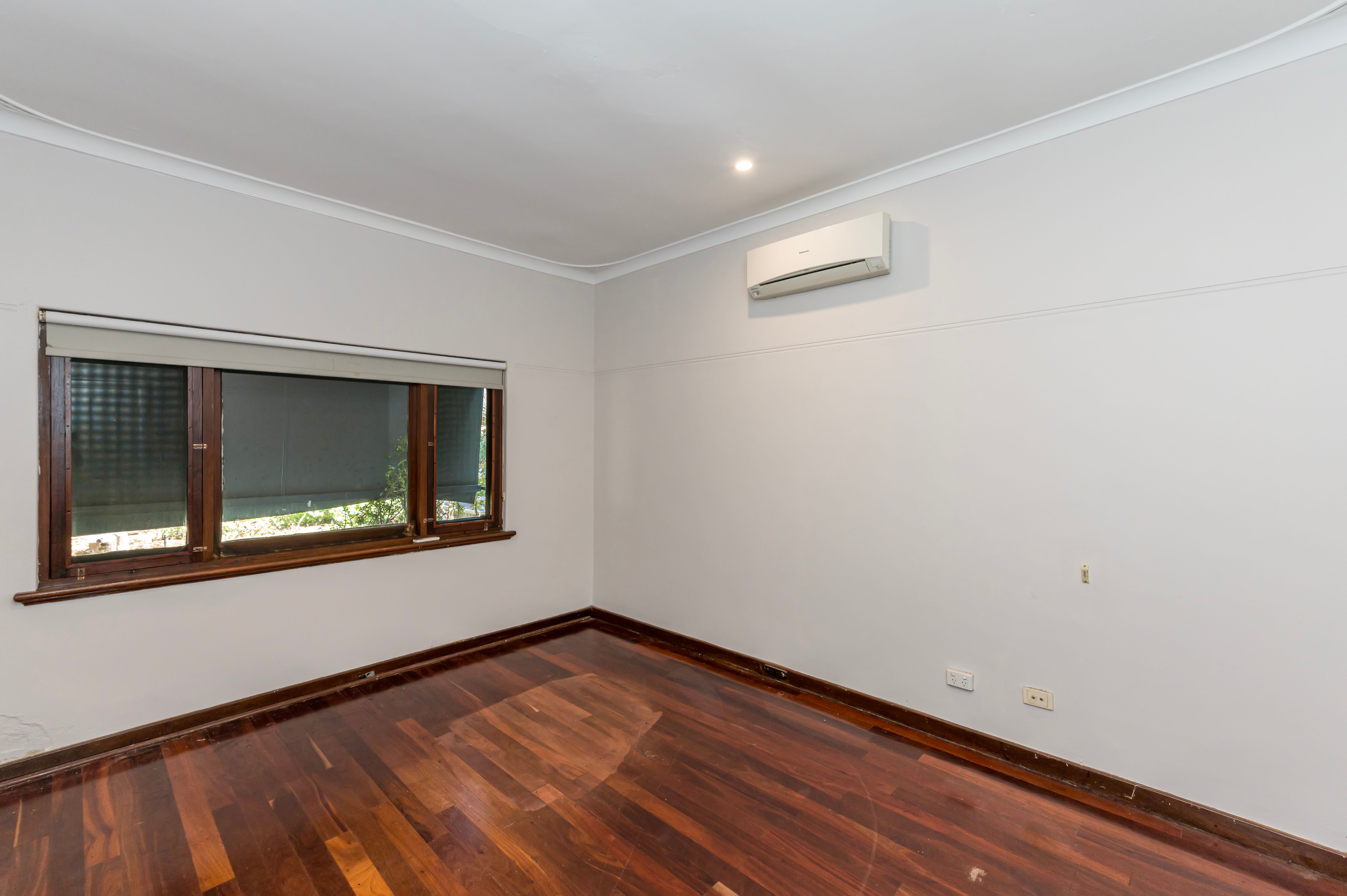82 Banksia Street — photo 12 of 25
