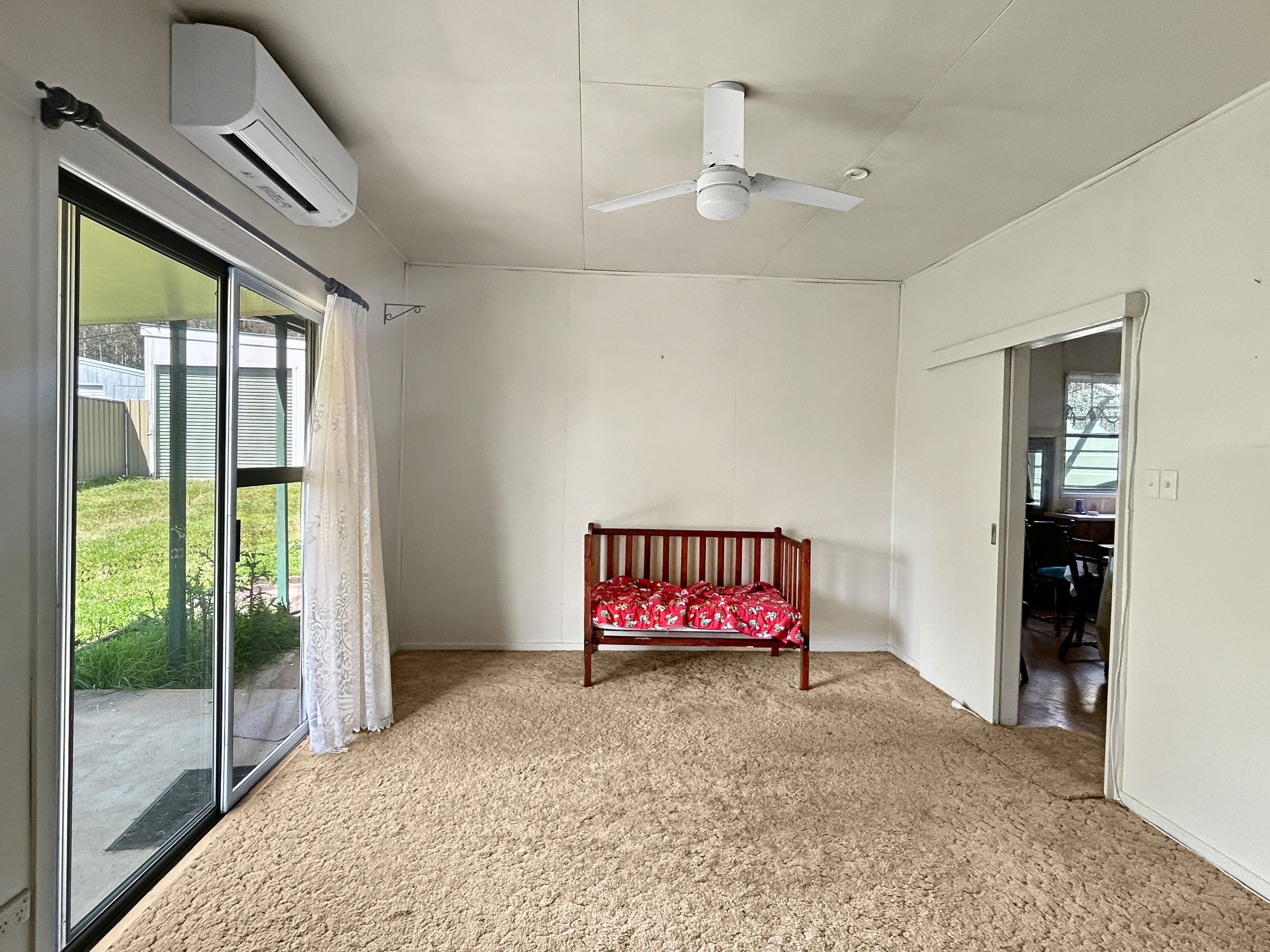 18218 Clarence Way — photo 3 of 14