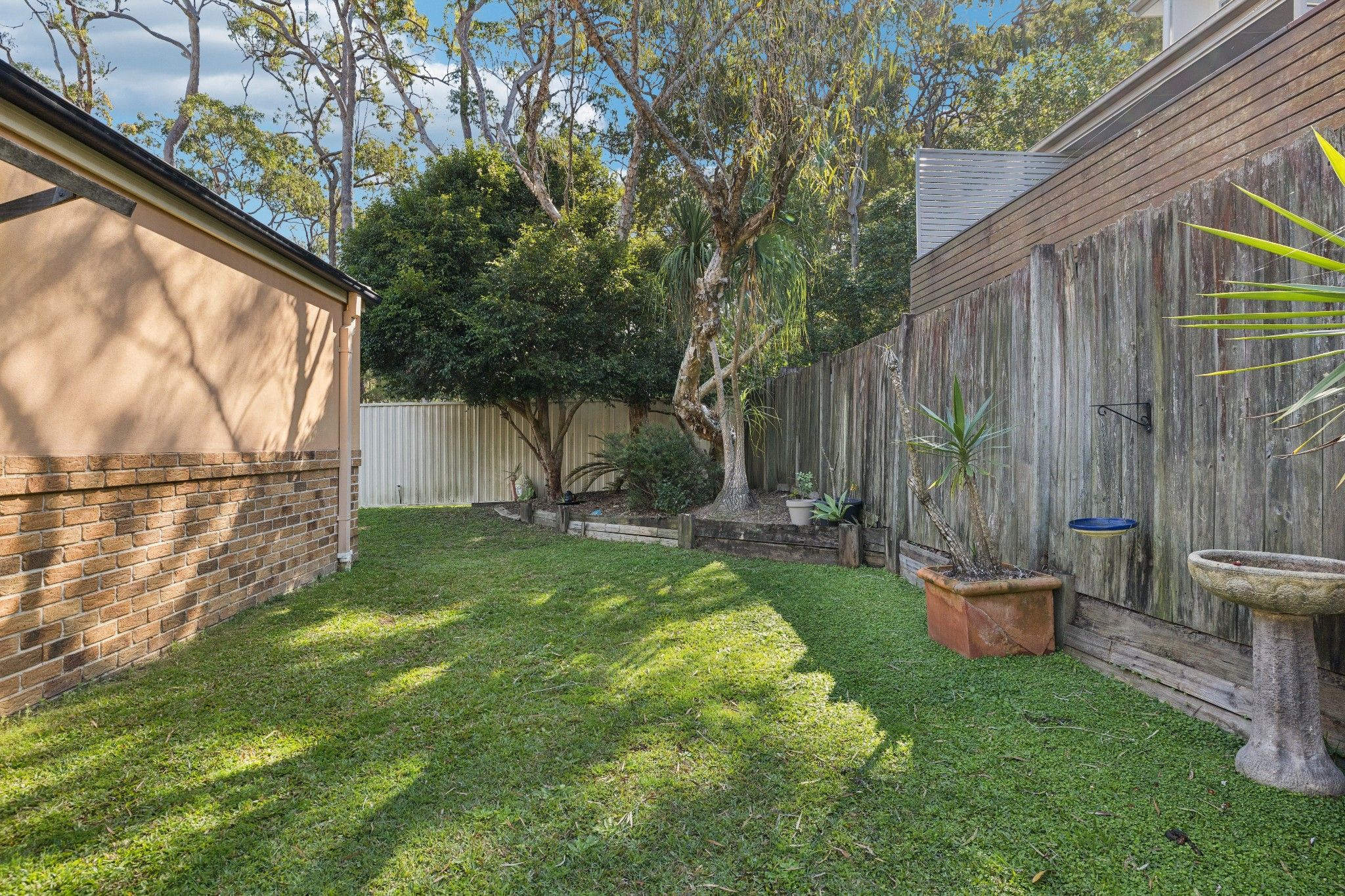 12/442 Pine Ridge Road — photo 17 of 24