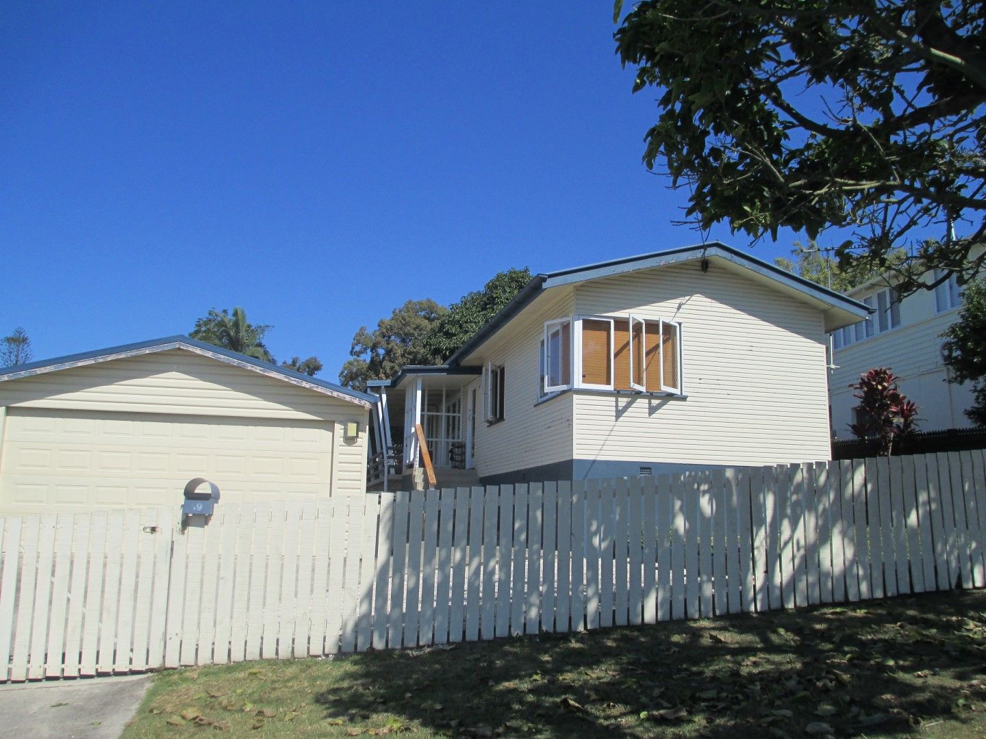 19 Andrew Avenue, Tarragindi, QLD 4121