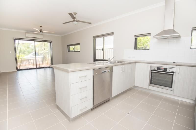 60 Mantaray Loop, Nickol, WA 6714