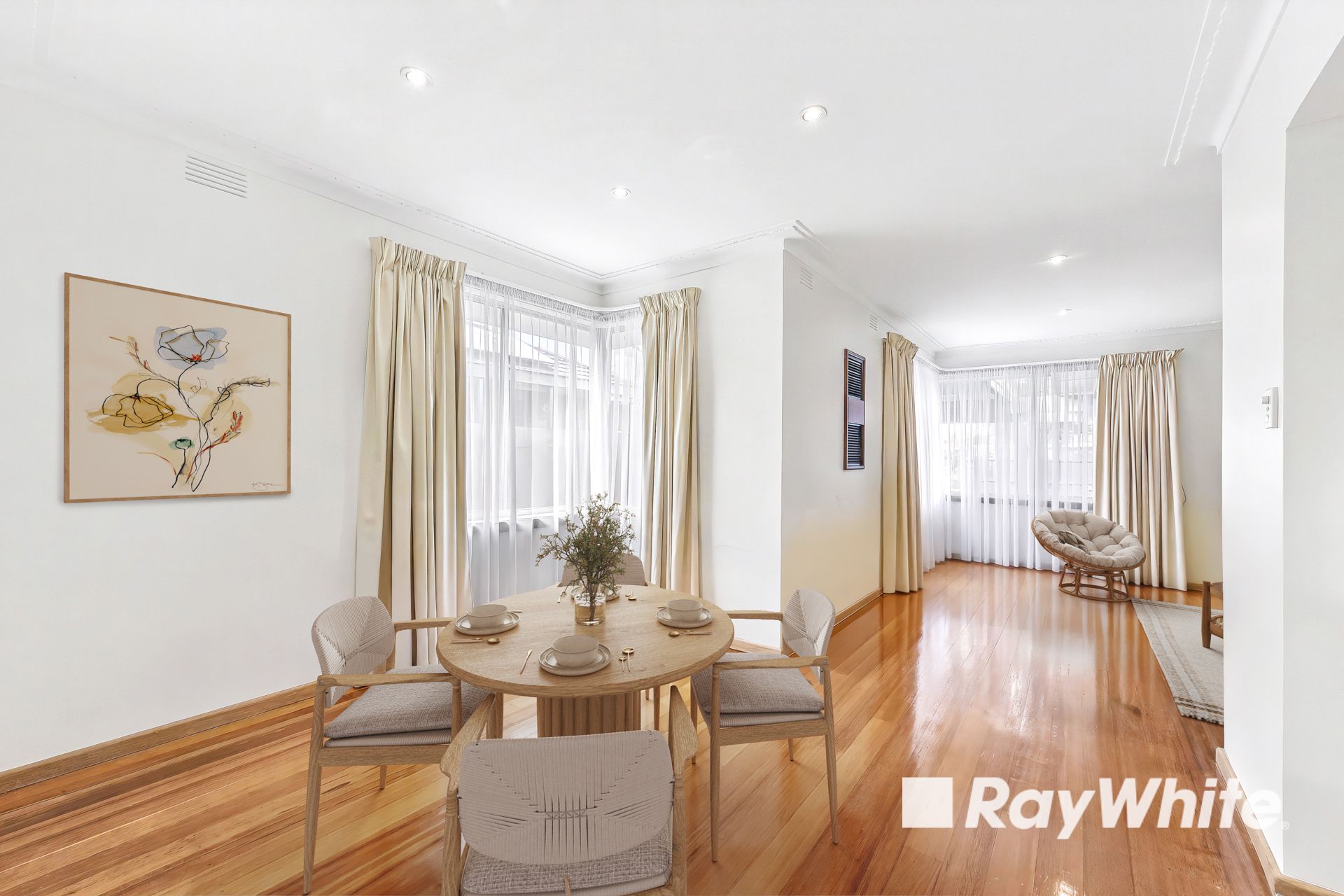 40 Ingrid Street — photo 4 of 17