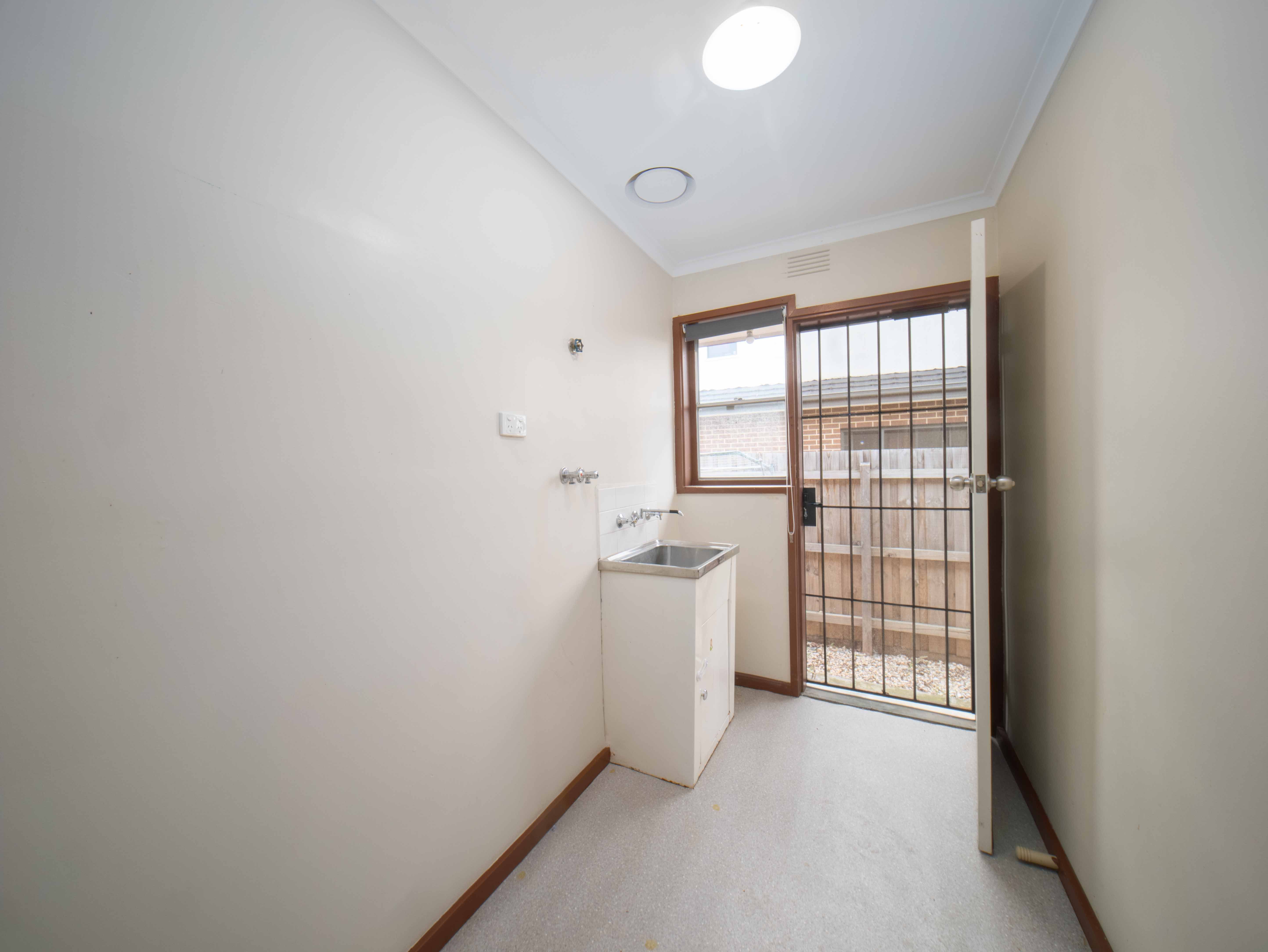1/128 Lorne Street — photo 6 of 8