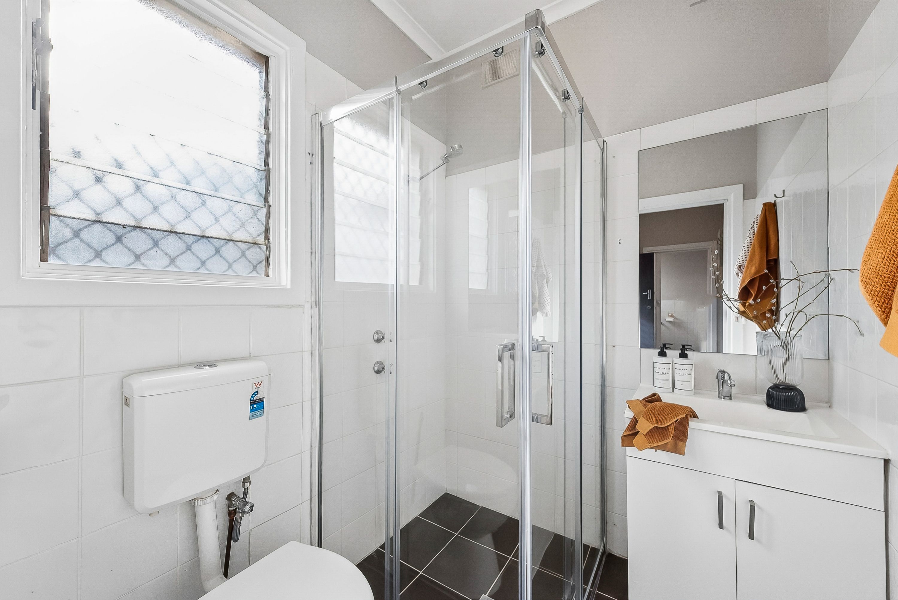 9 Farley Grove — photo 7 of 10