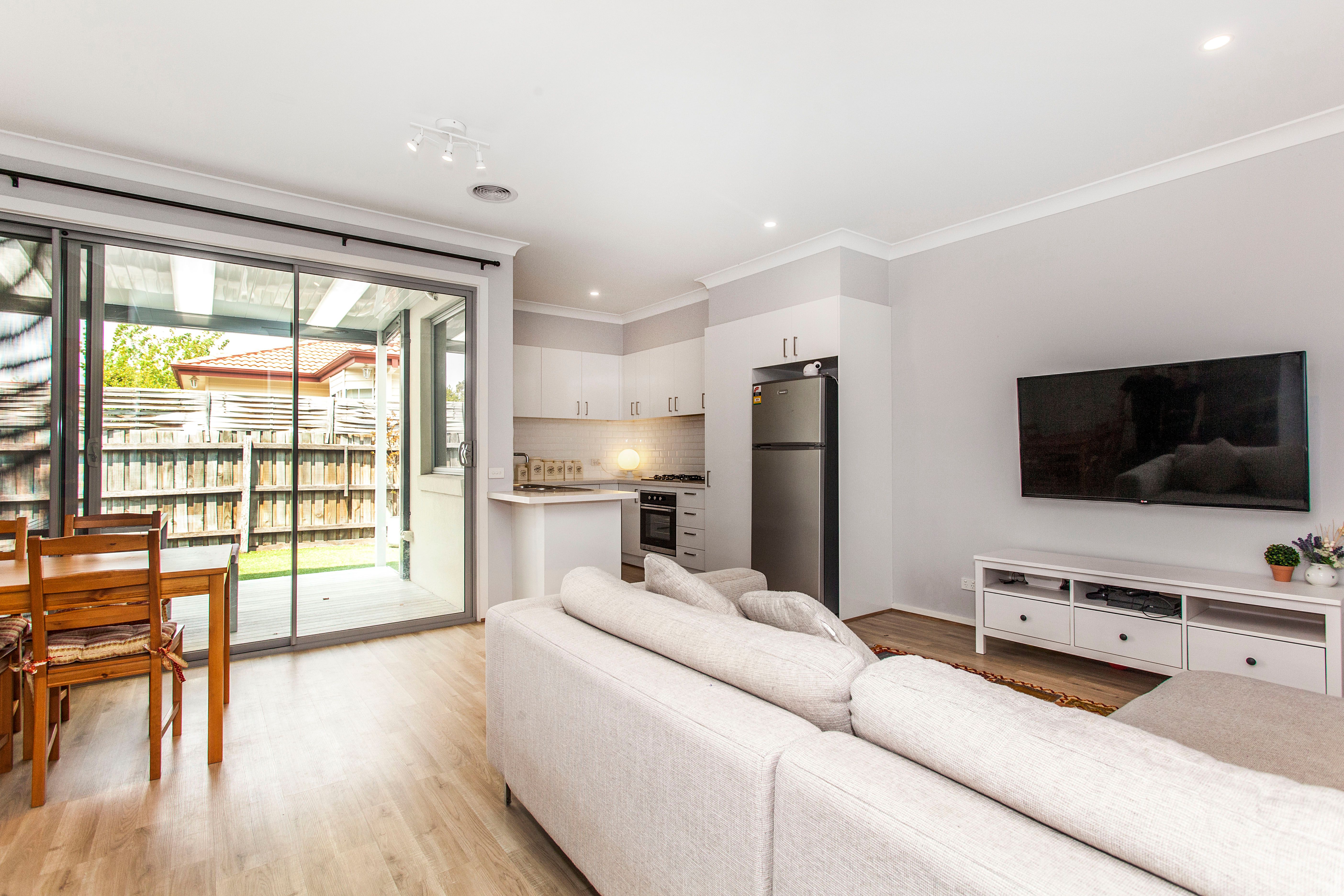 35 Long Place, Hughesdale, VIC 3166