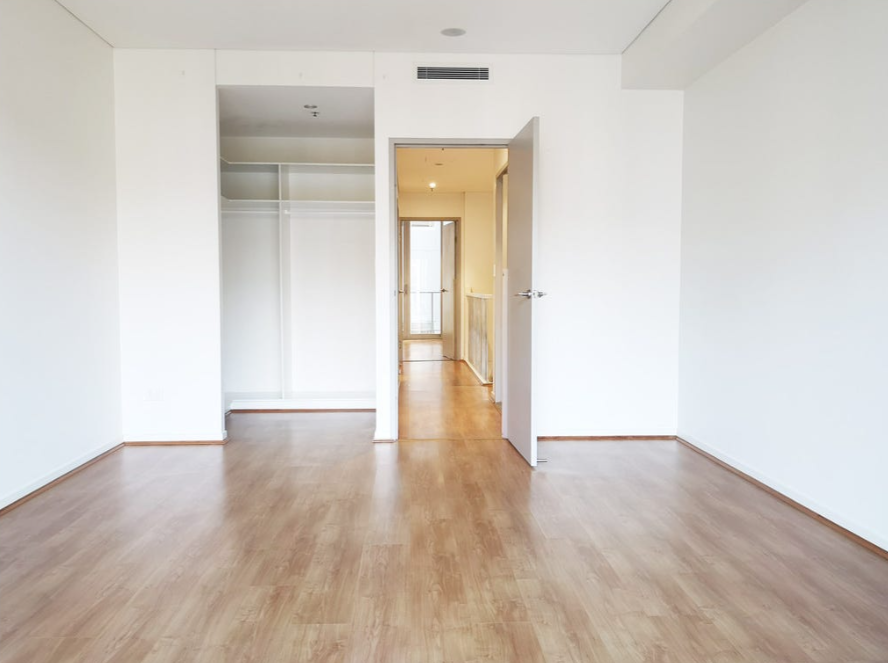 510B/8 Bourke Street — photo 7 of 13