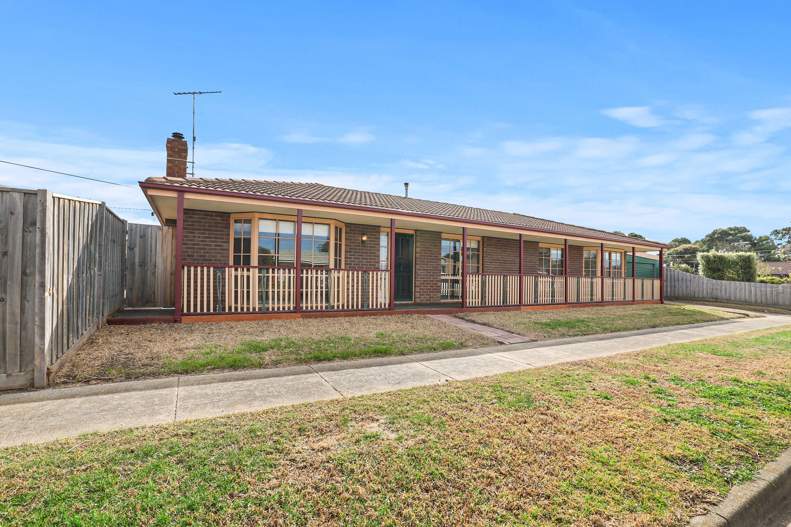 10 Orbit Drive, Whittington, VIC 3219