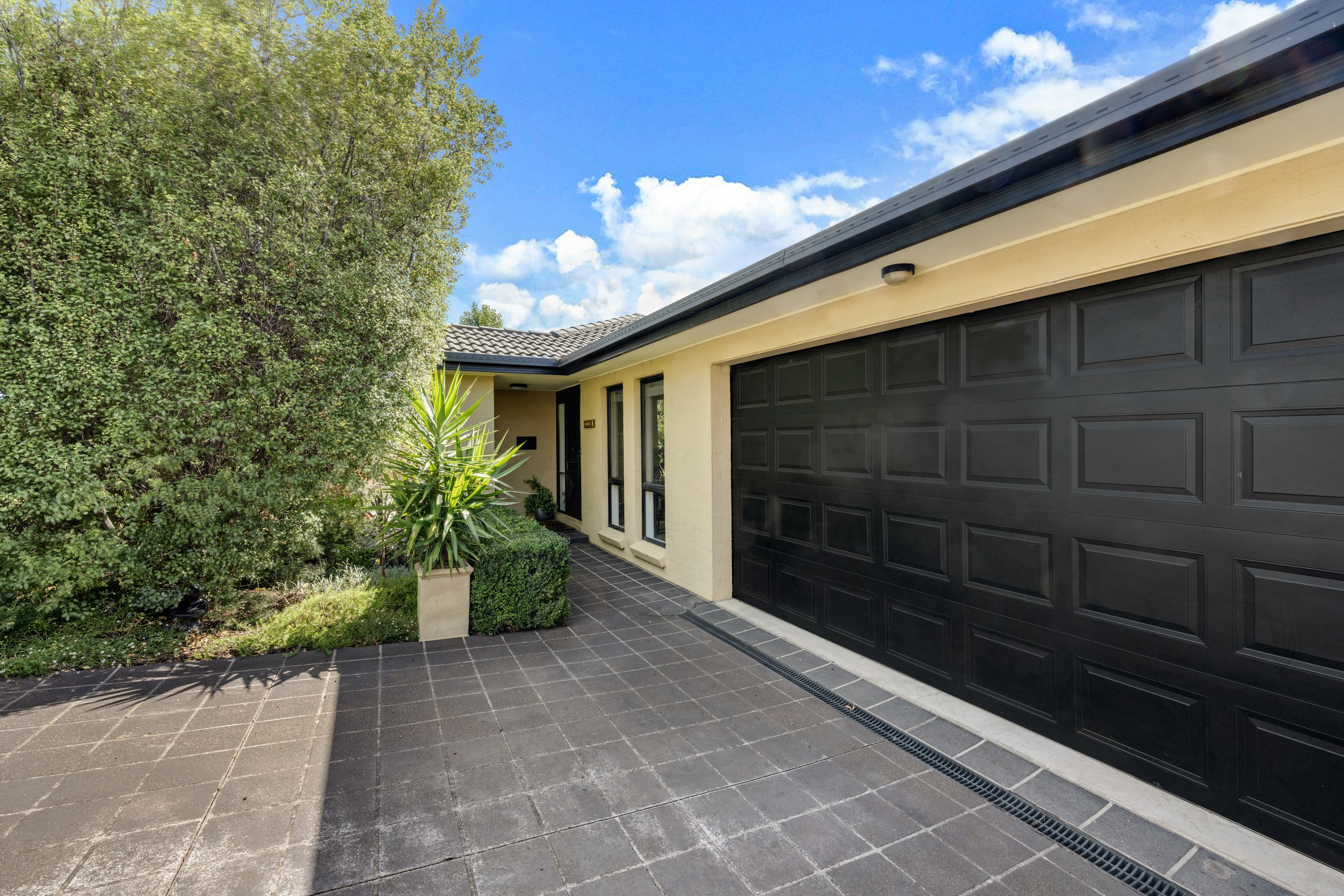 18 Slavin Place, Gordon, ACT 2906