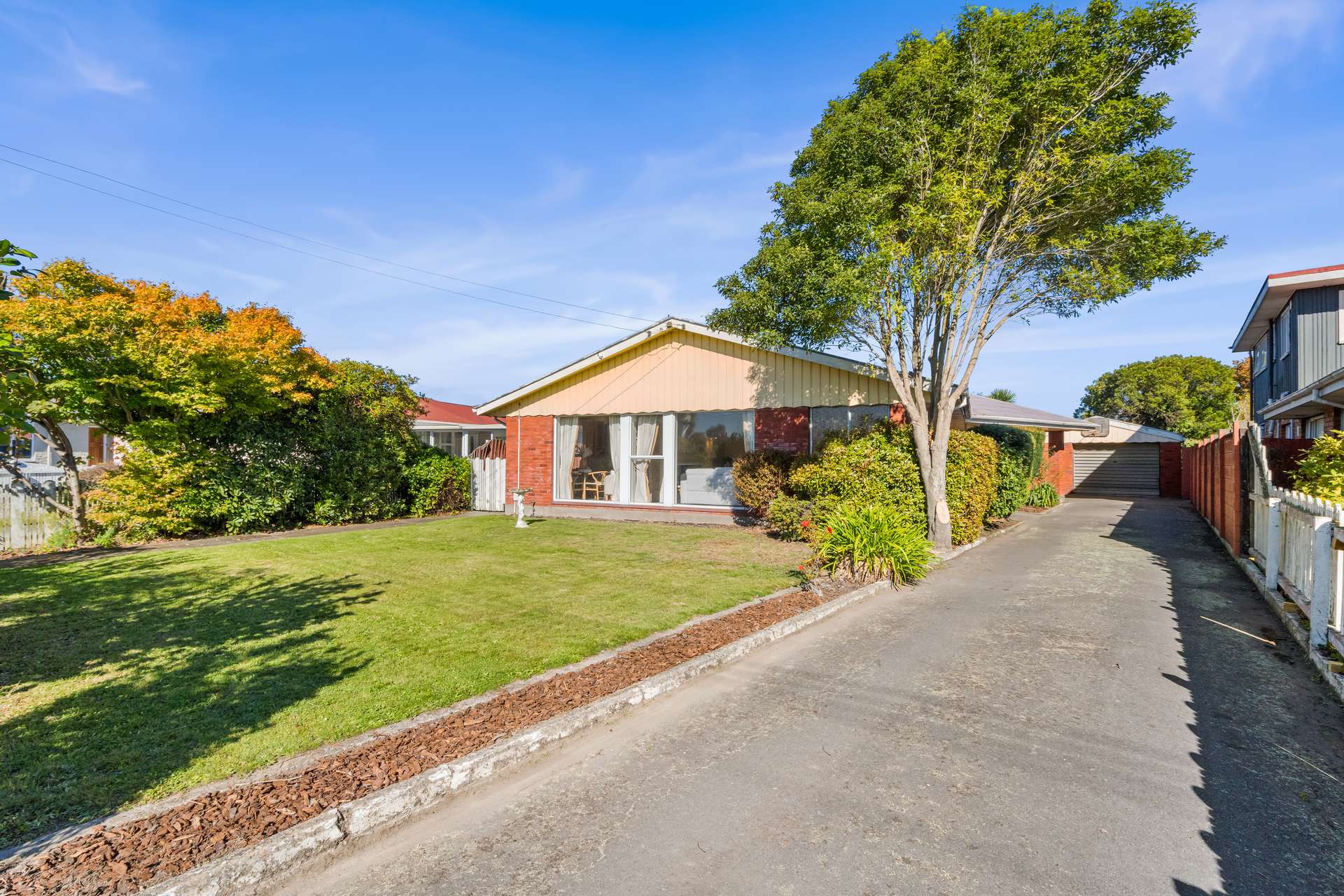 52 Mooray Avenue photo 0