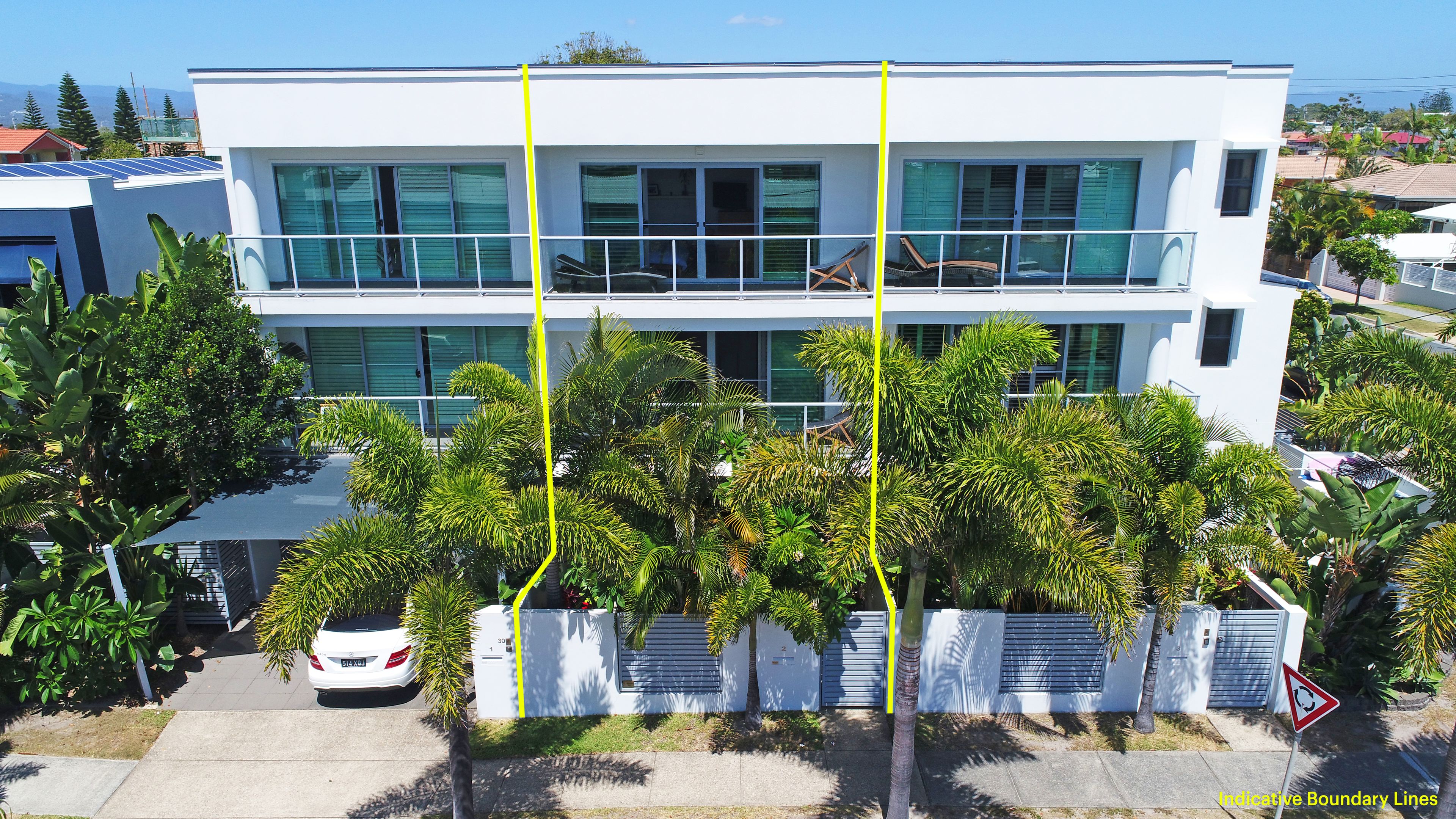 30 Redondo Avenue, Miami, QLD 4220