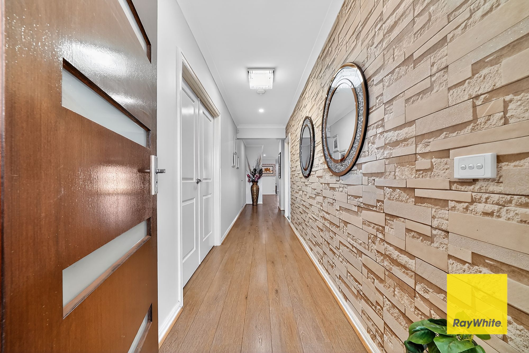 4 Walker Street, AINTREE, VIC 3336