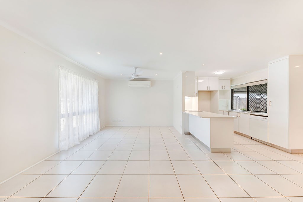 84 Oceanic Drive, Warana, QLD 4575