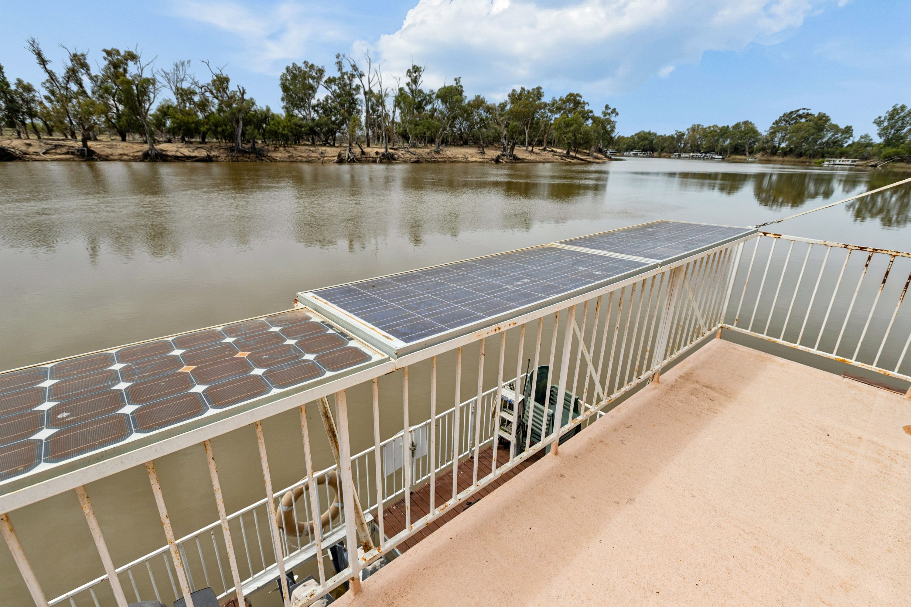 0 "The Bardy" Houseboat — photo 29 of 30