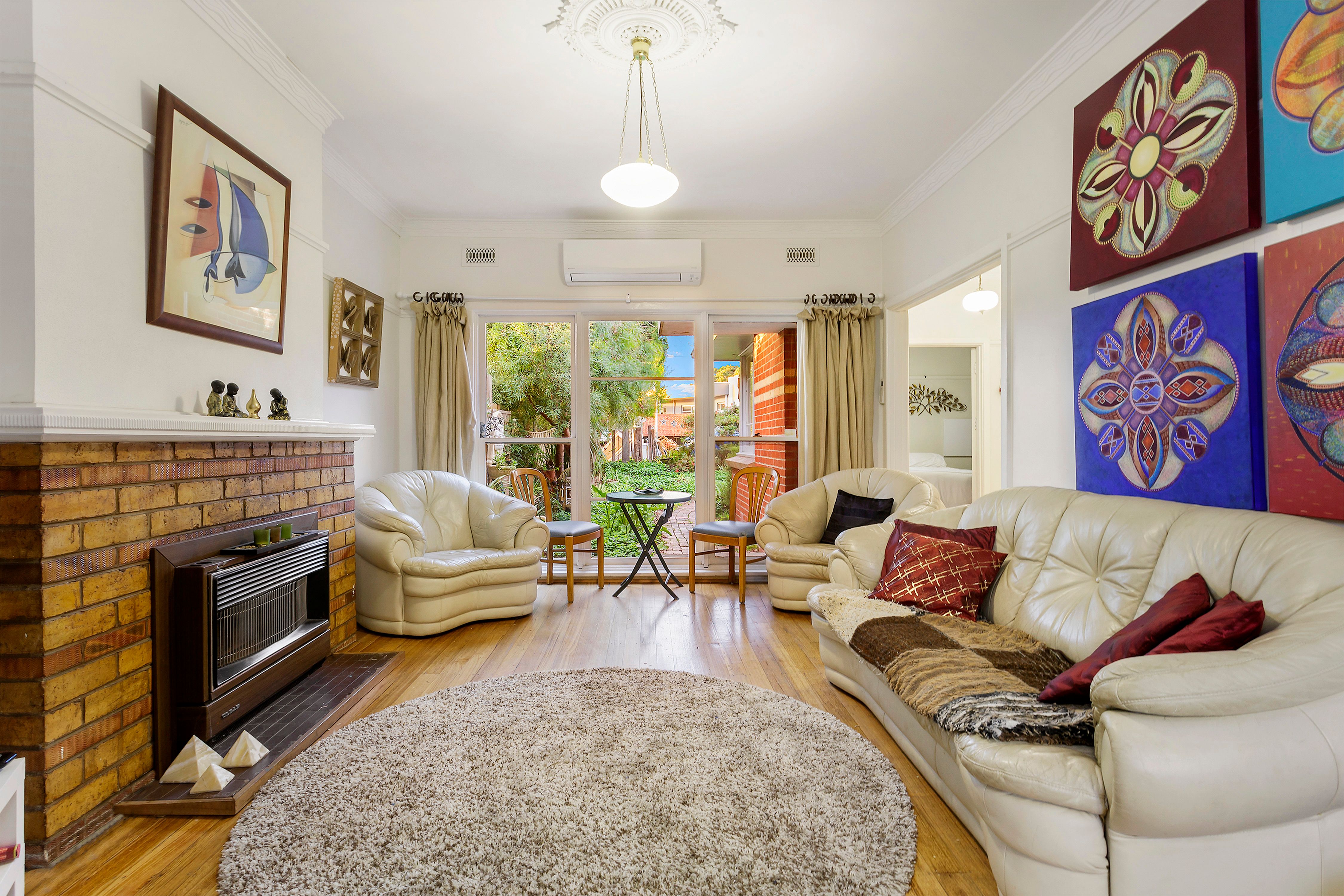 142 Kangaroo Road, Hughesdale, VIC 3166