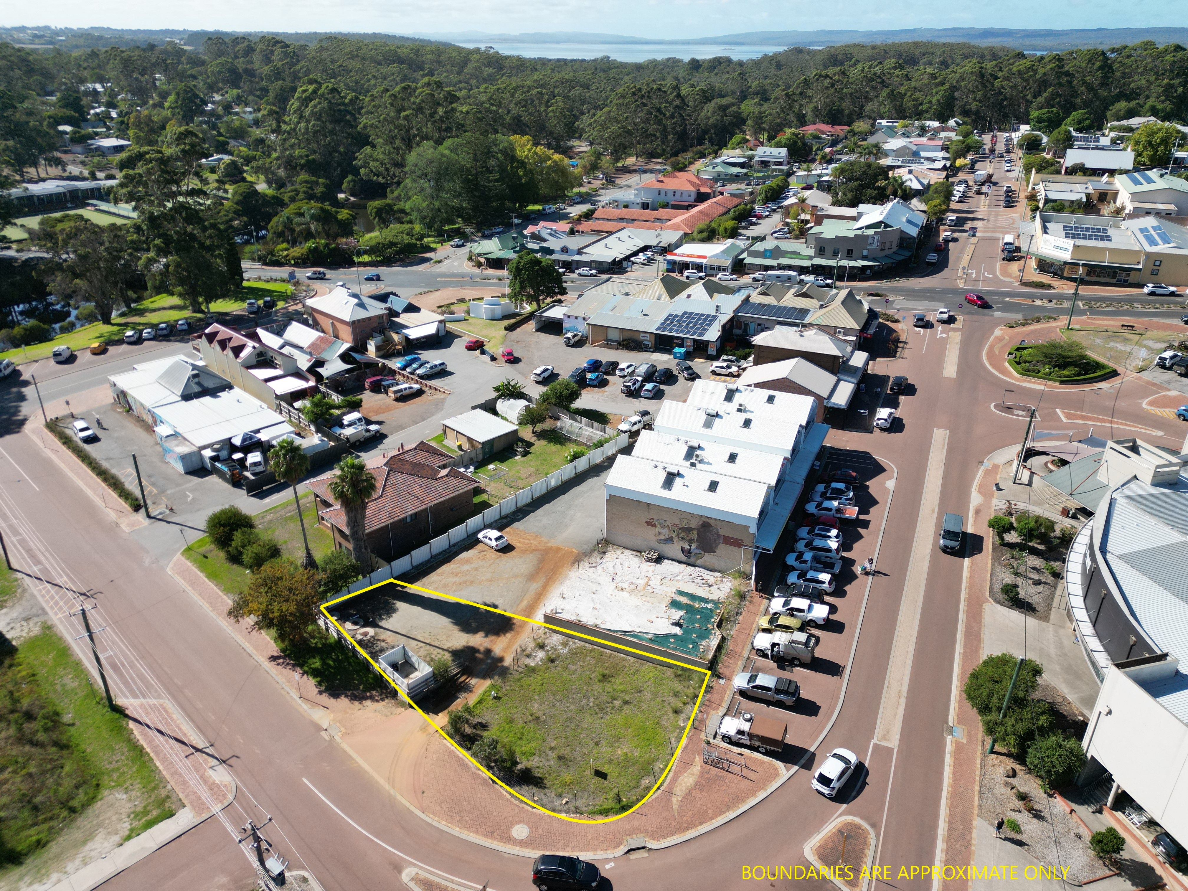 1A + 1B Strickland Street, Denmark, WA 6333