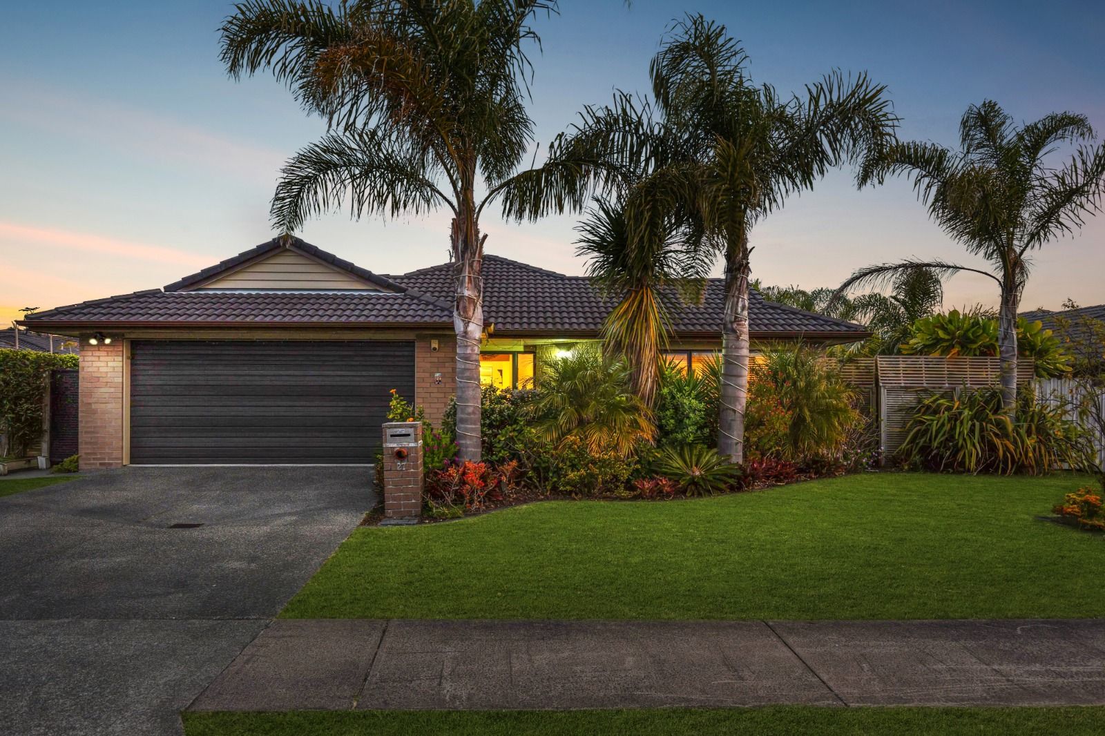 27 Saltwood Street, Red Beach, Rodney