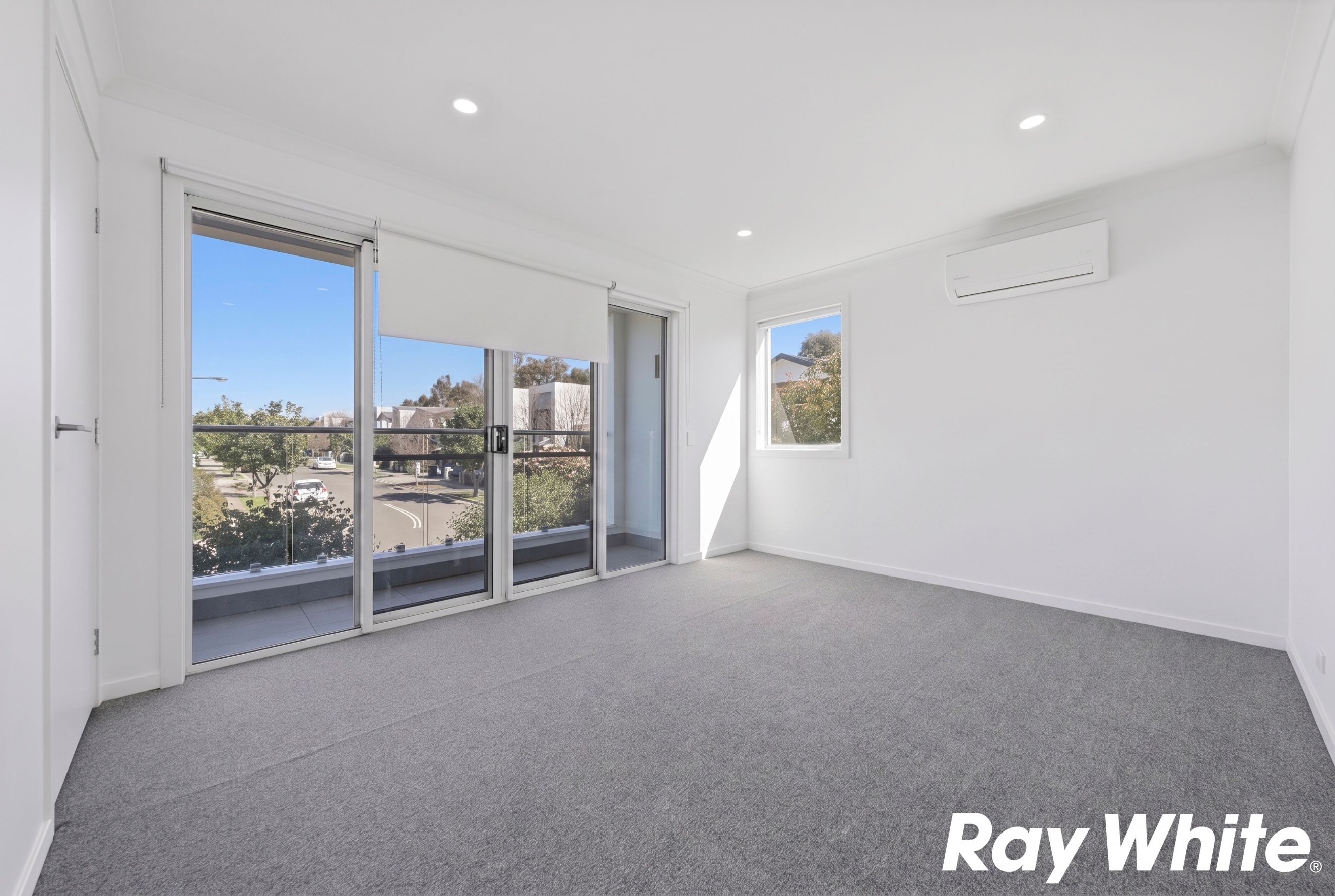 40 Indigo Crescent — photo 10 of 20