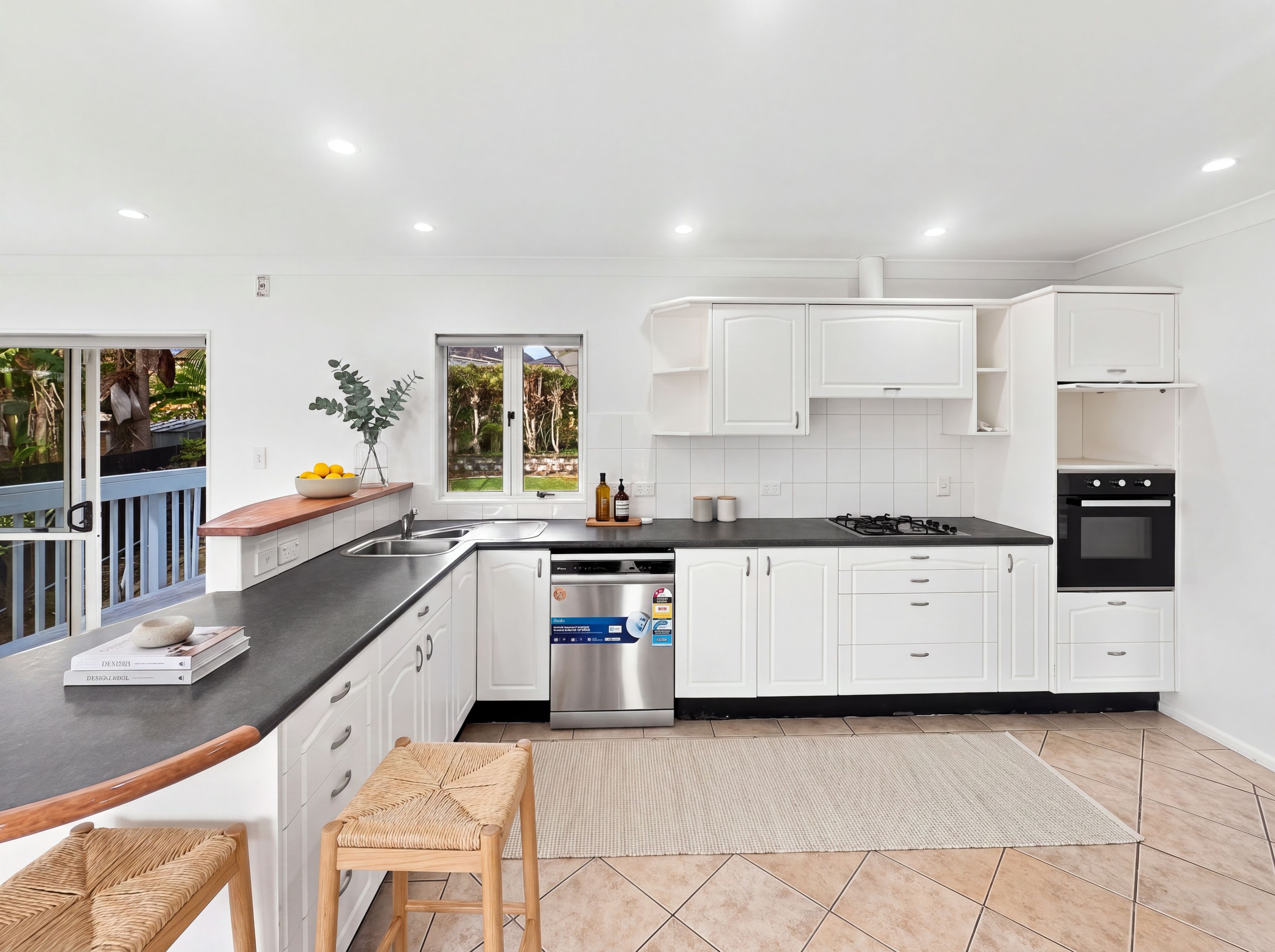 22 De Havilland Drive, Goodwood Heights, Manukau City