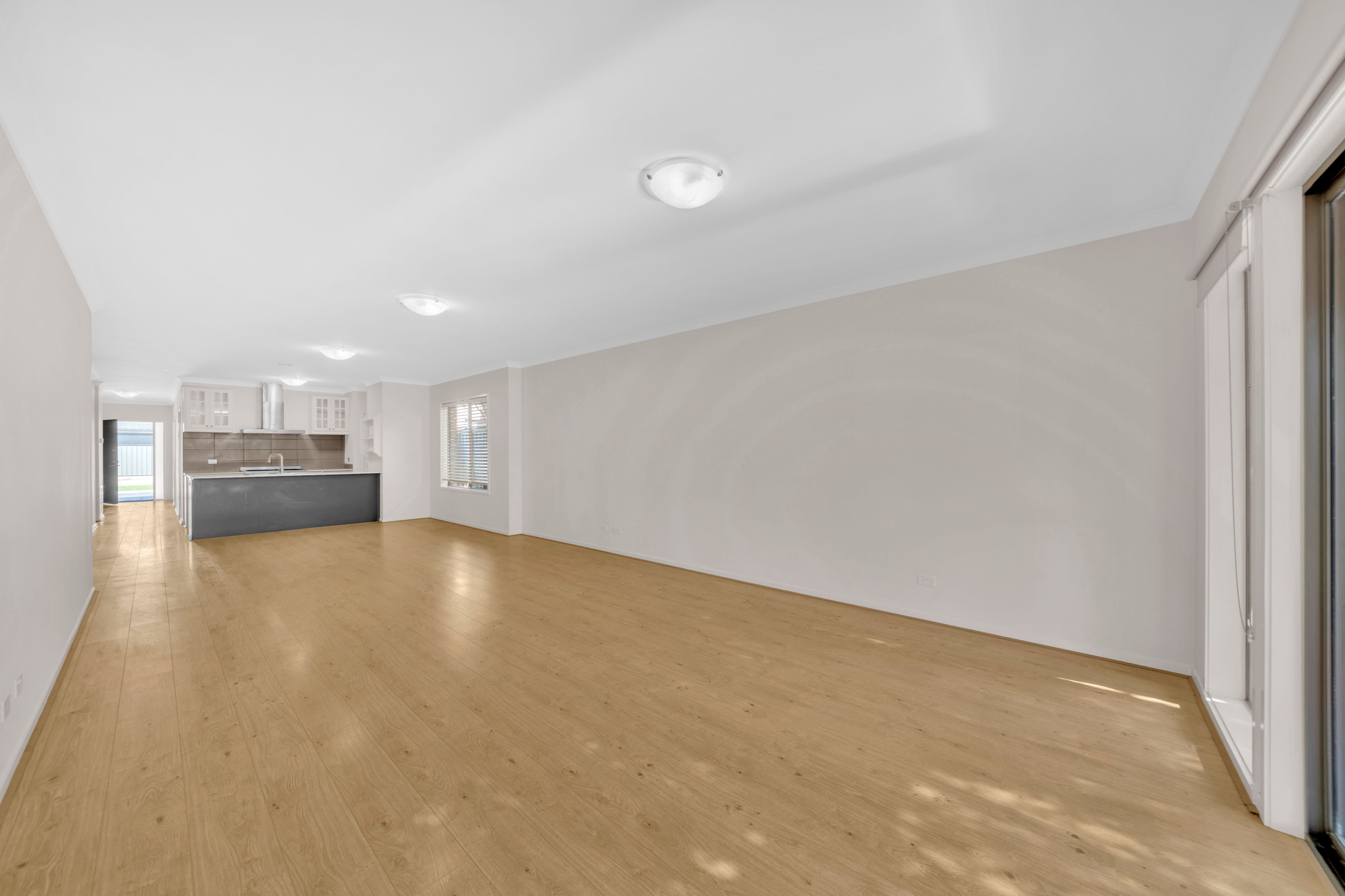 28 Lockhart Street — photo 6 of 17