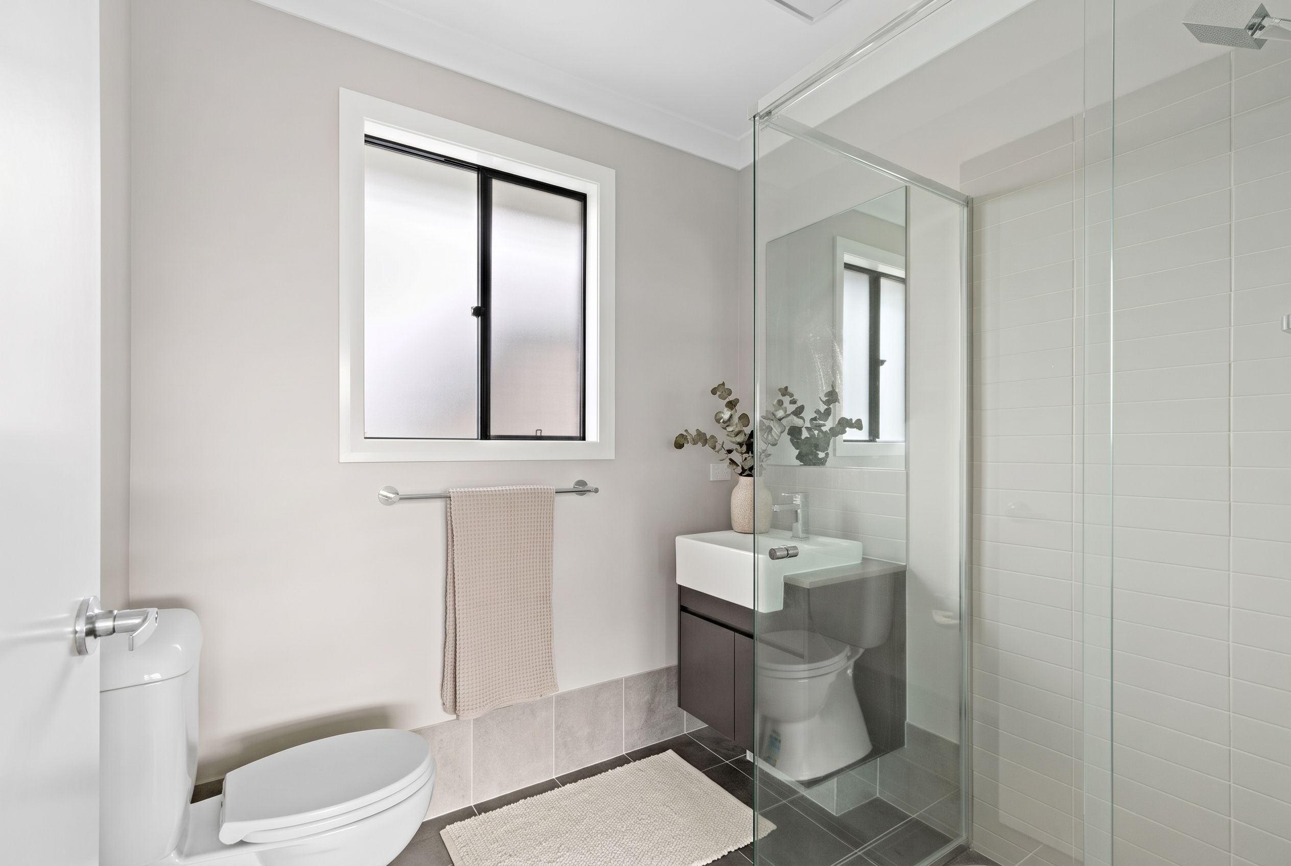 North-Facing Family Home| Modern Style & Everyday Convenience — photo 7 of 9